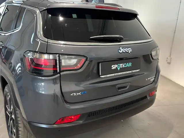 Jeep Compass view 5