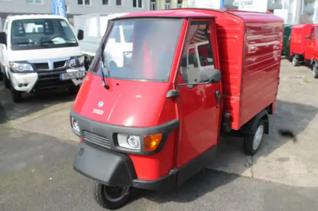 Piaggio Ape 50 25km/h Kasten LED SOFORT !!