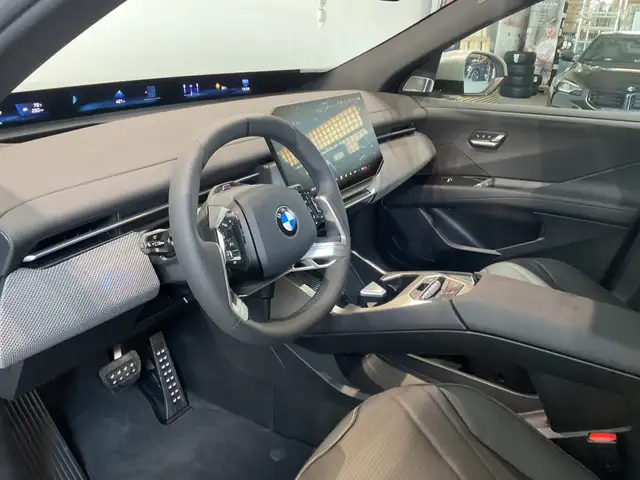 BMW Ix3 view 6