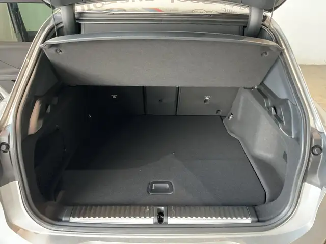 BMW Ix3 view 10