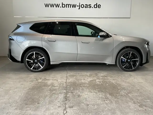 BMW Ix3 view 11