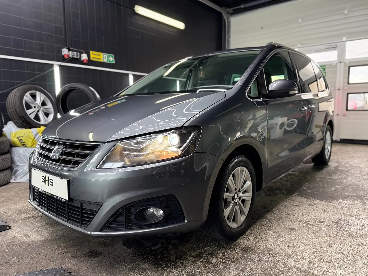 SEAT Alhambra *GARANTIE* Grau - 1