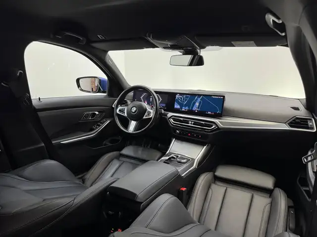 BMW 3 Series view 9