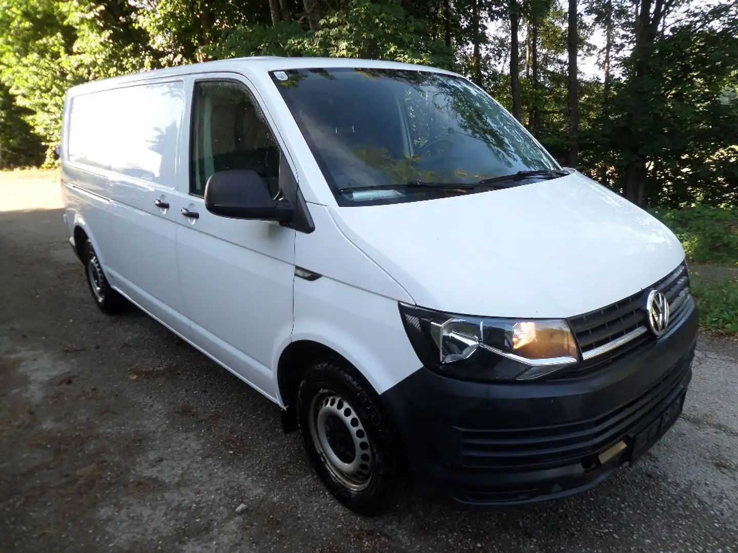Volkswagen T6 LR 2.0 TDI 110KW Standheizung Tauschmotor 80tkm Weiß - 2