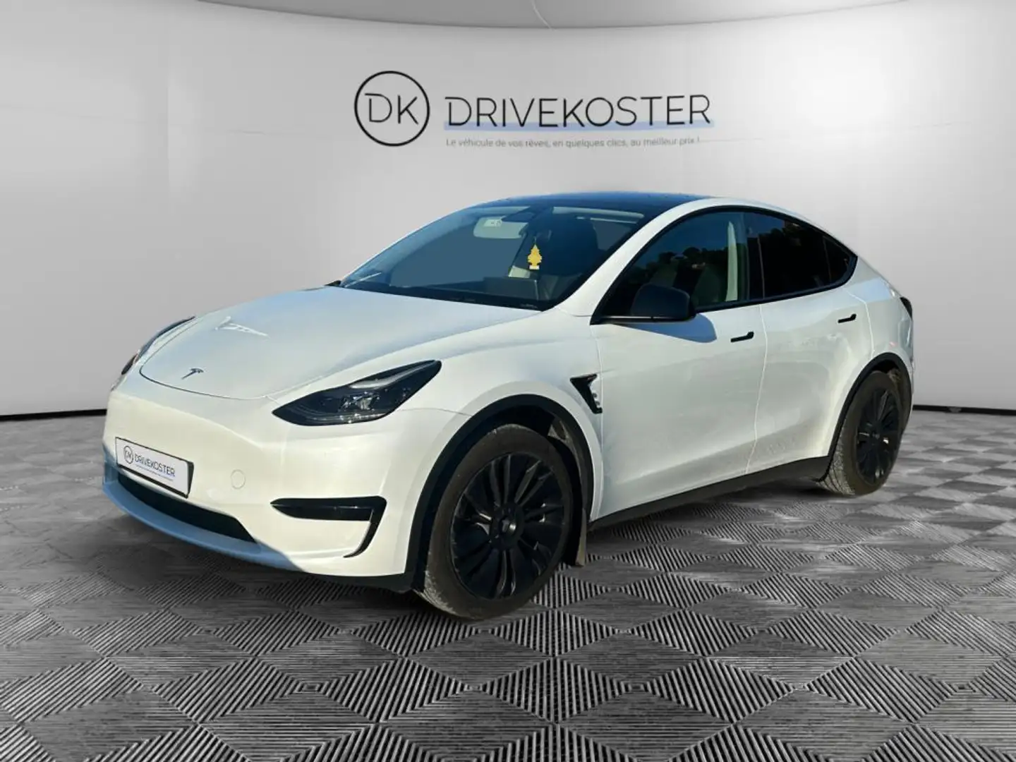 Tesla Model Y Model Y RWD  Standard PHASE 1 - 1