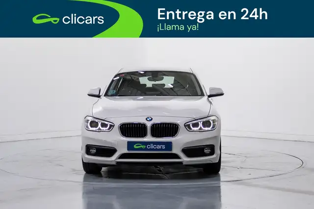 BMW 1 Series view 2