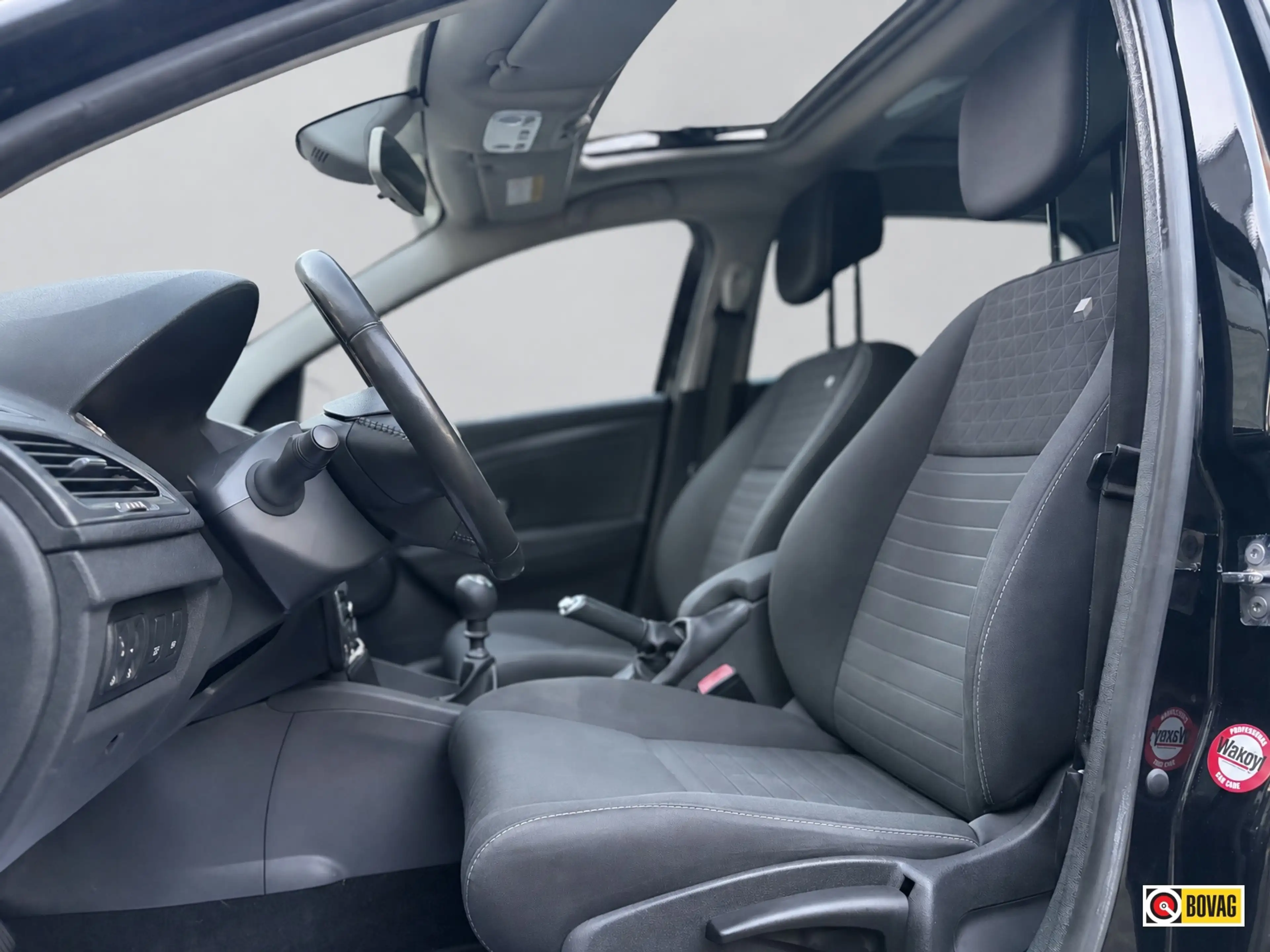 Renault Megane Estate 1.2 TCe Limited NAVI TREKHAAK BLUETOOTH PAN — photo 13