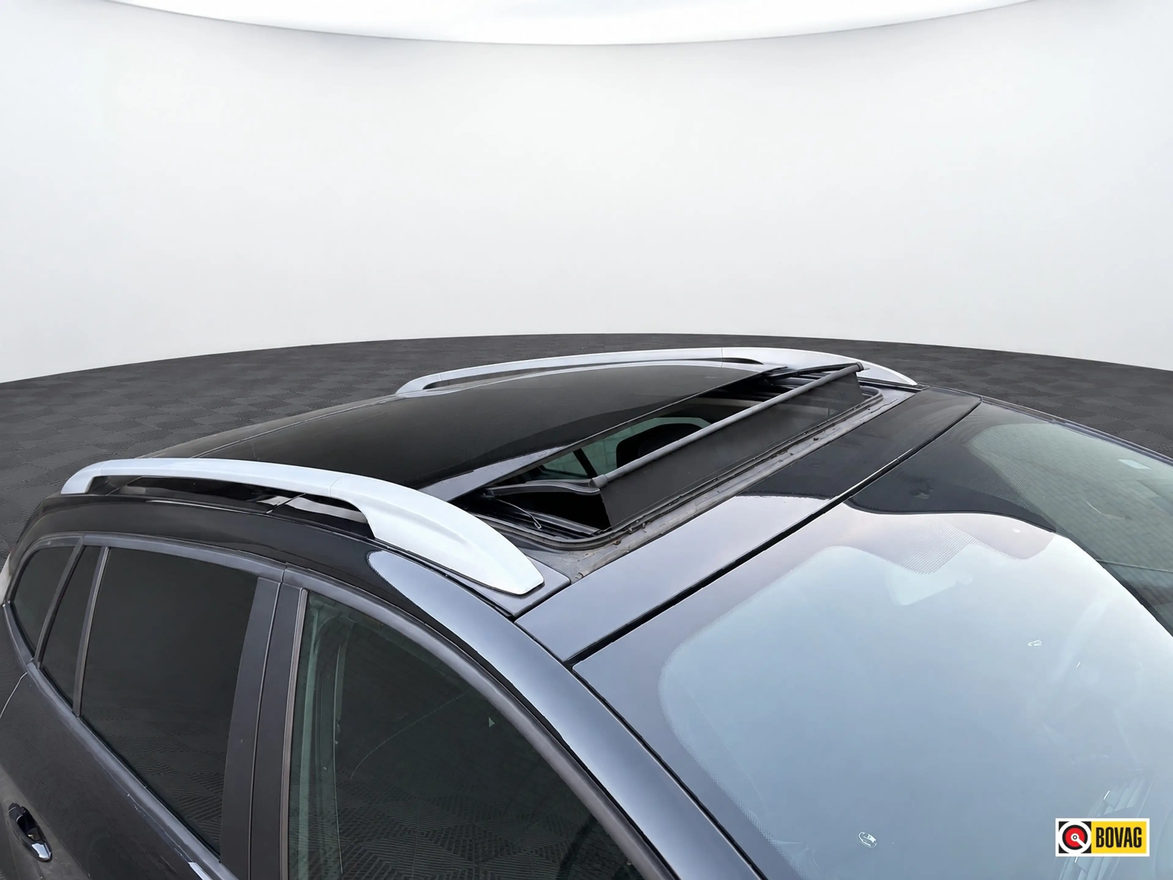 Renault Megane Estate 1.2 TCe Limited NAVI TREKHAAK BLUETOOTH PAN — photo 3