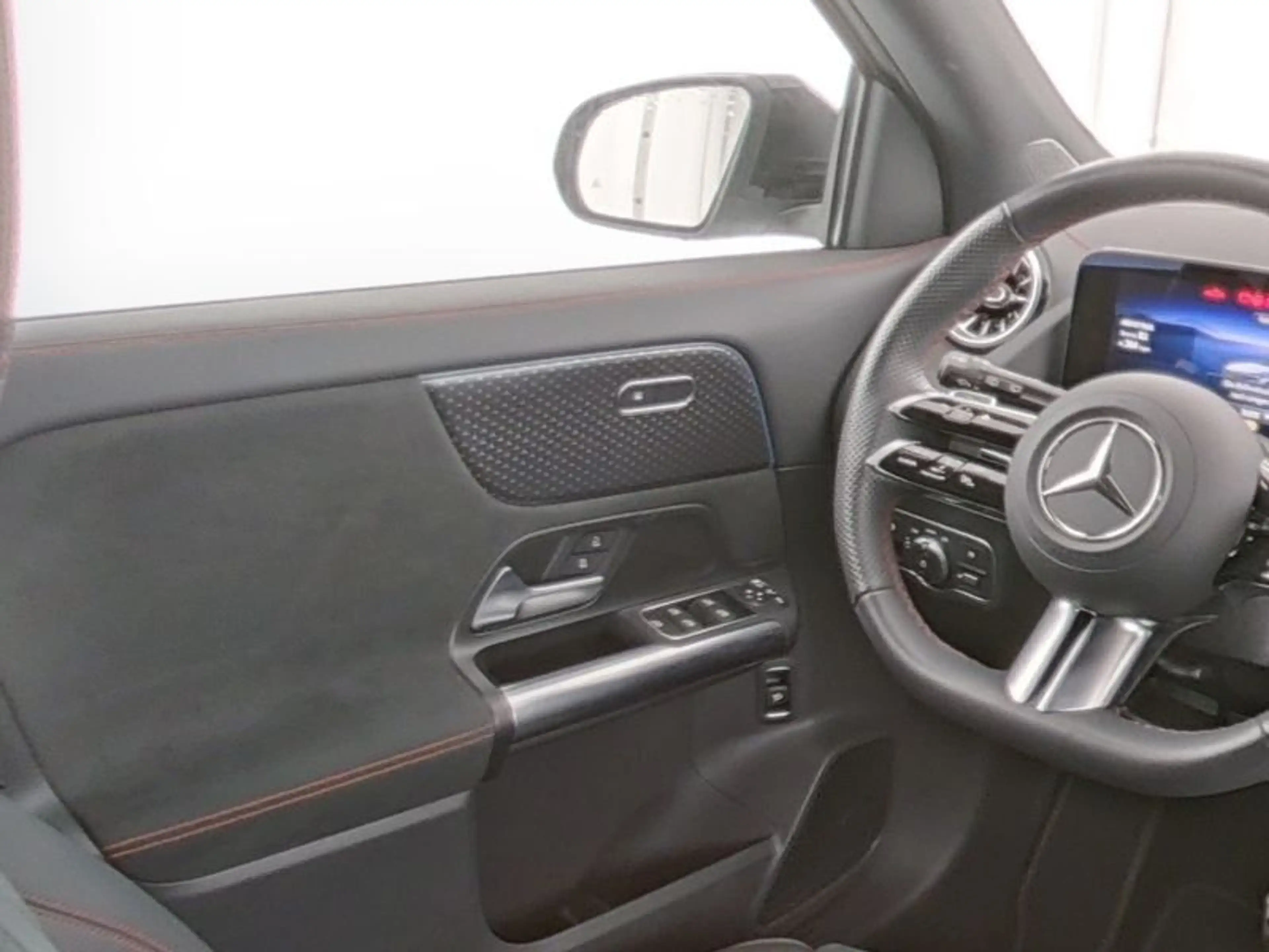 Mercedes-Benz EQA 250+ AMG-ADV+ NIGHT SOUND DISTRO WINTER WDGS — photo 6