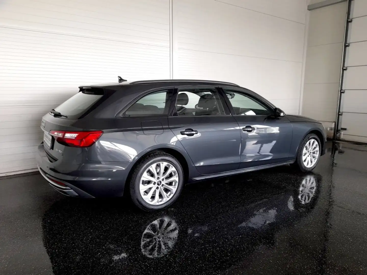 Audi A4 Avant ADVANCED 2,0 TDI S-tr *SKY / VOLL-LED MIT FLA / 17 ZOLL / VIRTUELL PLUS / NAVI / KAMERA / 3-ZONEN KLIMA / E-KLAPPE* Grau - 2