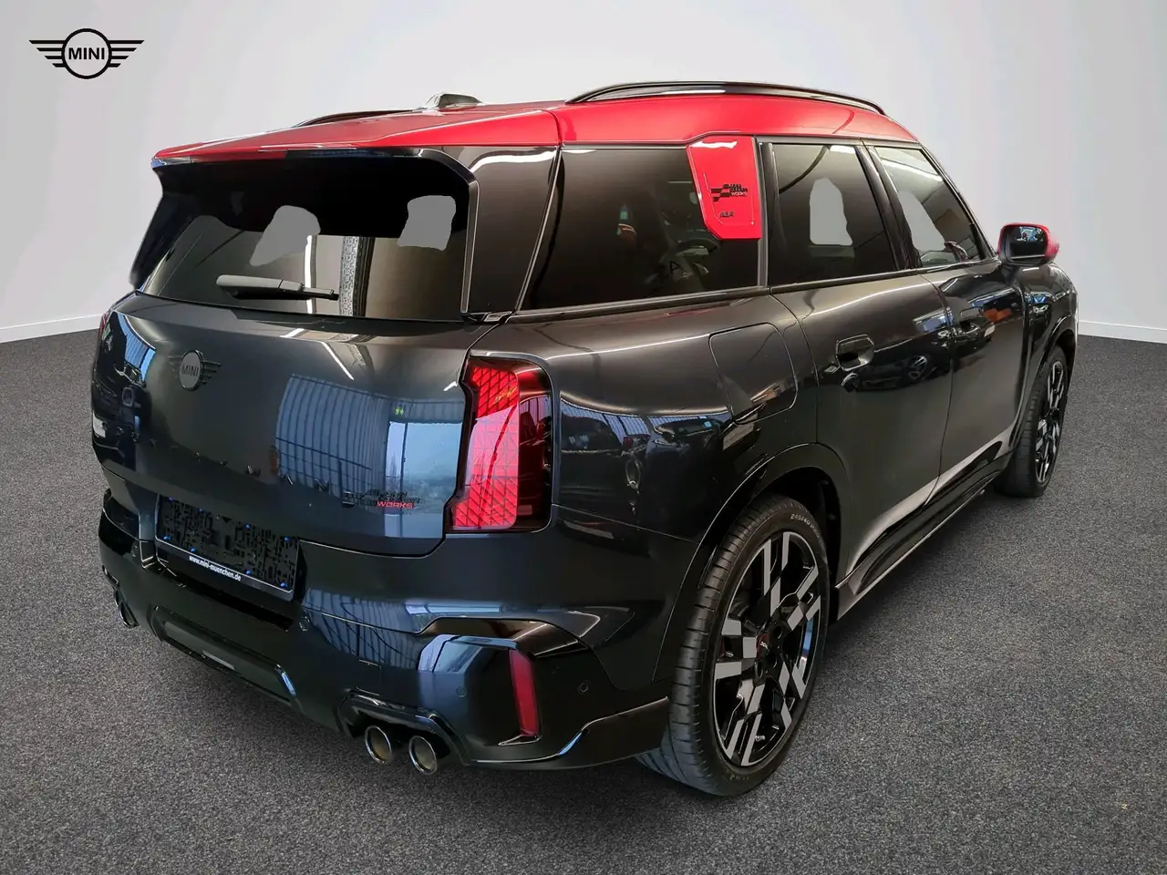 MINI JCW Countryman All4 John Cooper Works Trim 7