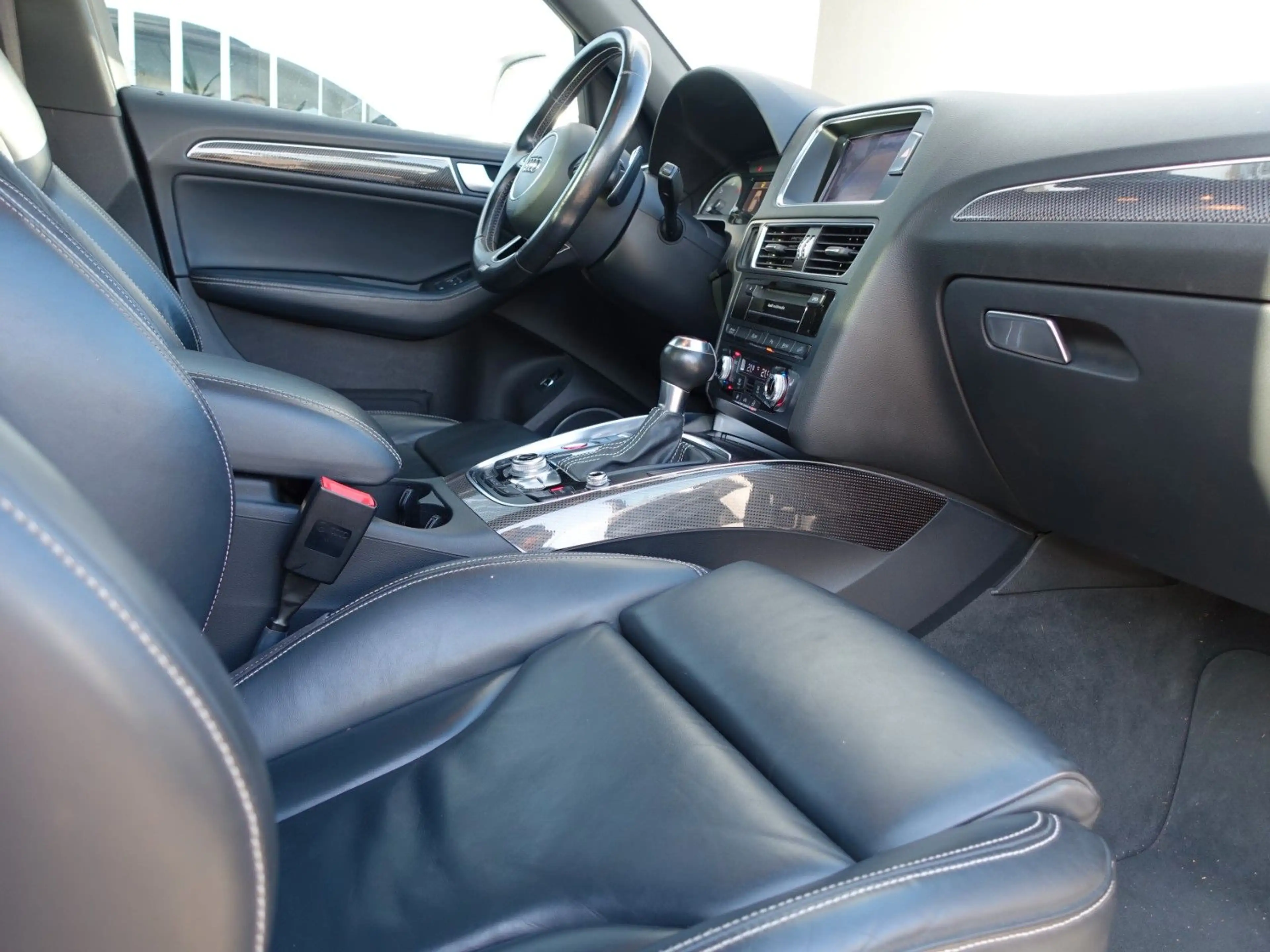 Audi SQ5 3.0 TDI quattro NARDO GRAU/ ACC/PANO/B&O/AHK — photo 9