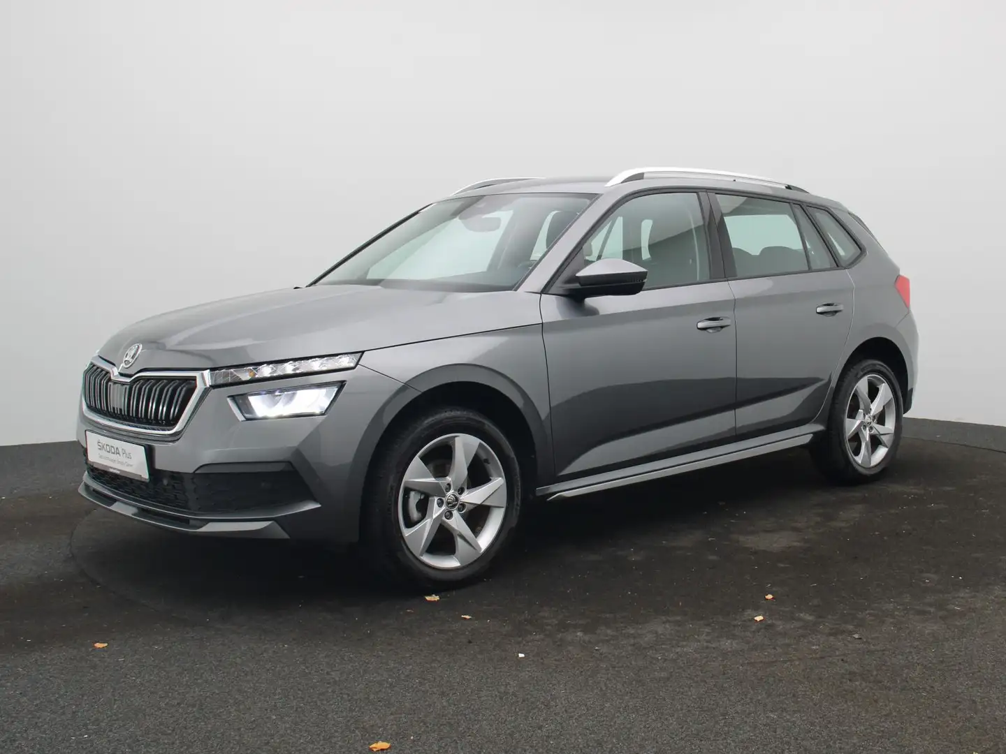 Skoda Kamiq Style 1.0 TSI / LED, Tempomat, Navi, SHZ Gris - 2