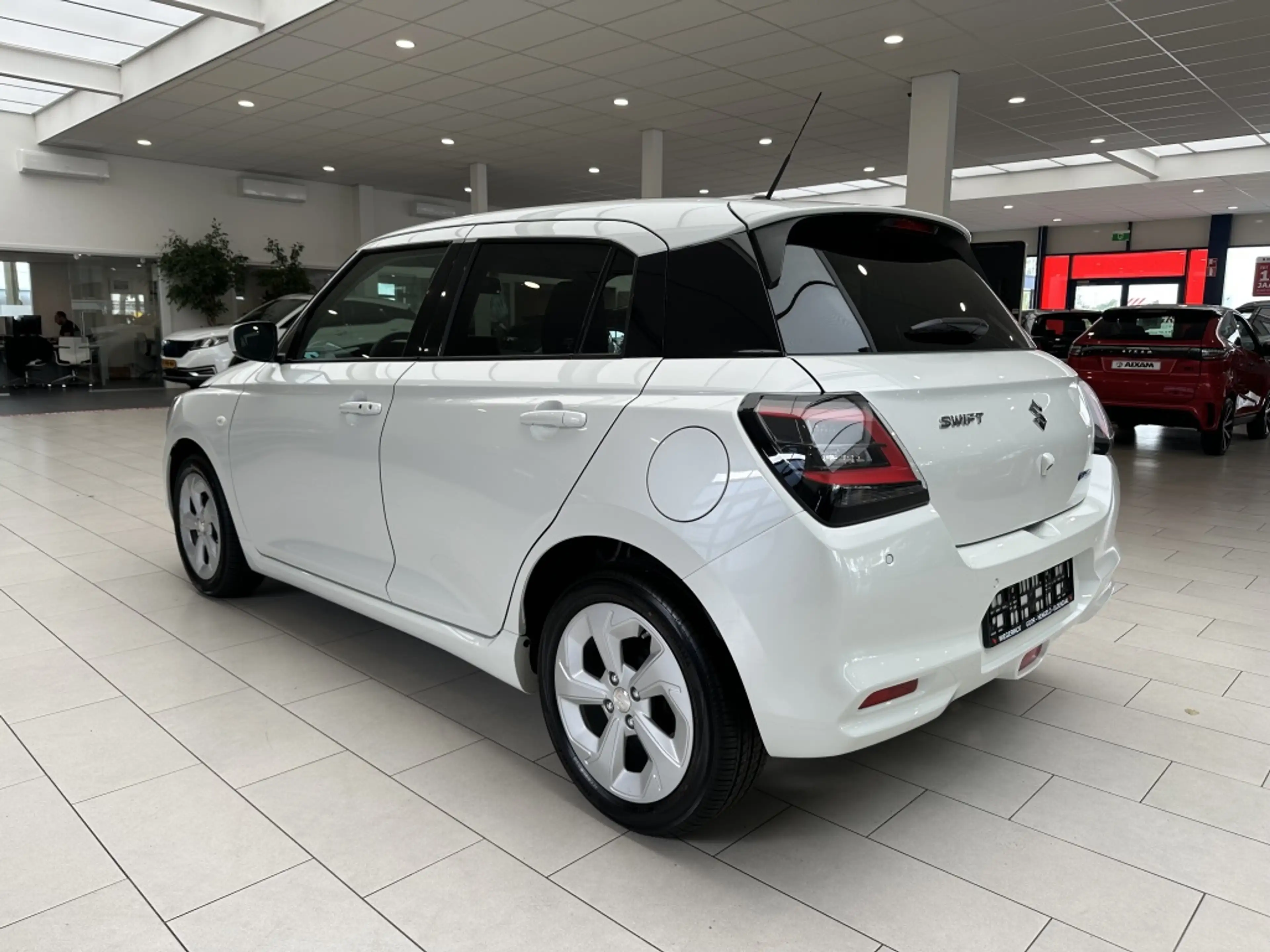 Suzuki Swift 1.2 Select Hybrid [ CAMERA | APPLE CARPLAY / ANDRO — photo 16
