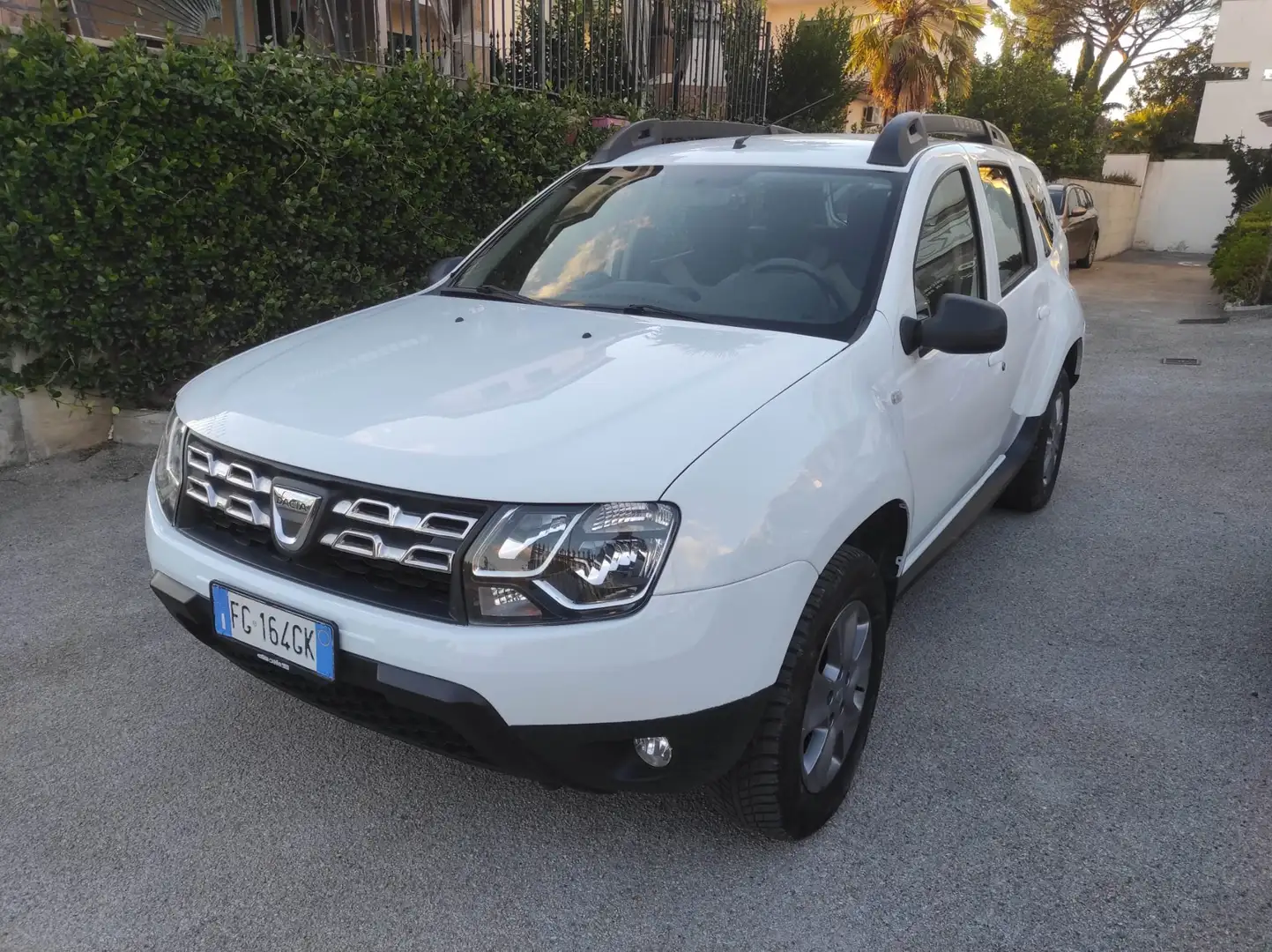 Dacia Duster Duster I 2016 1.5 dci Laureate Family 4x4 s Blanc - 1