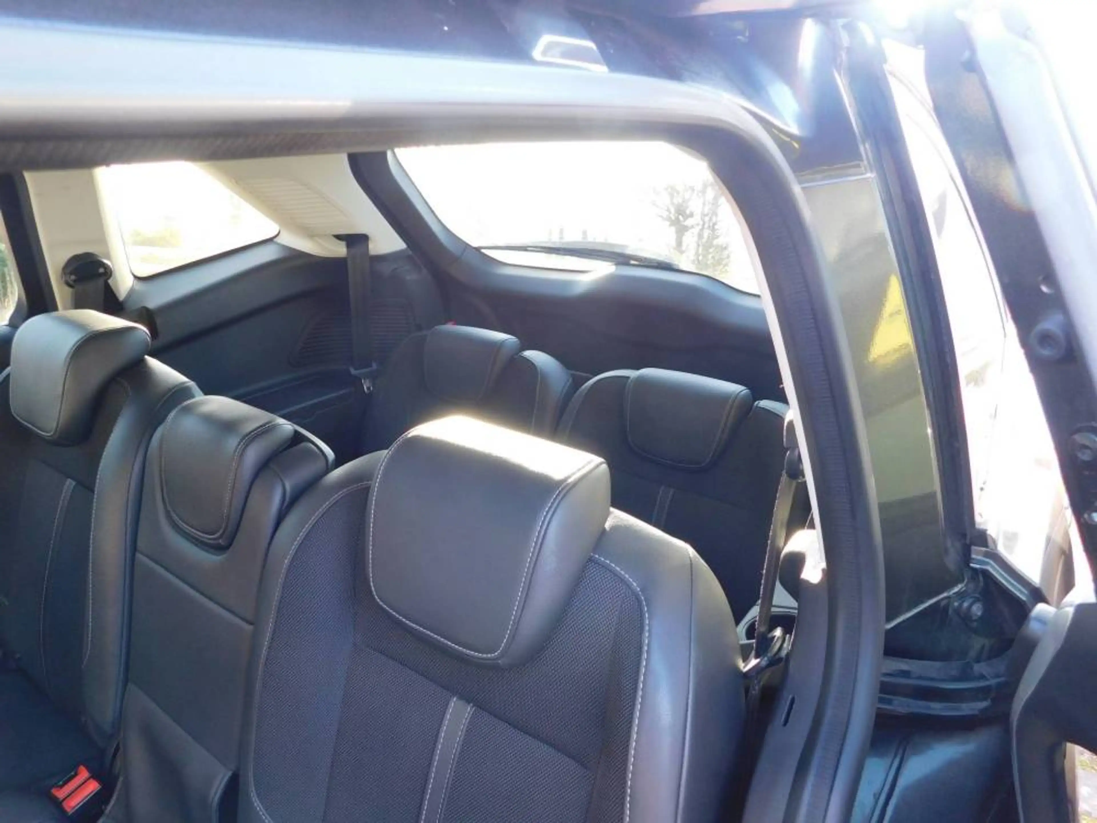 Ford Grand C-Max Ford 2.0 TDI AT Titanium — photo 15