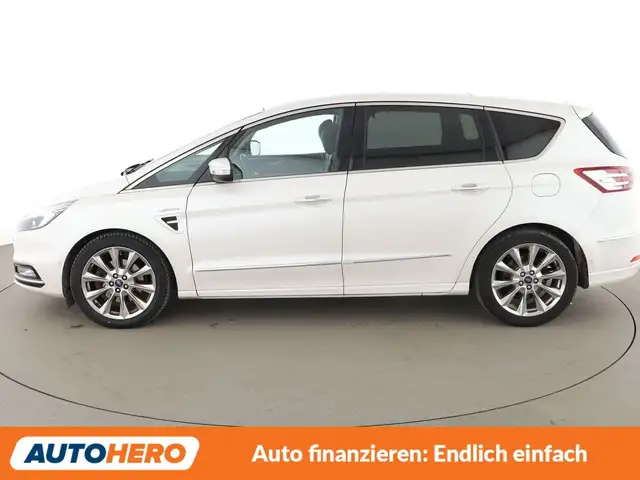 Ford S-Max view 3