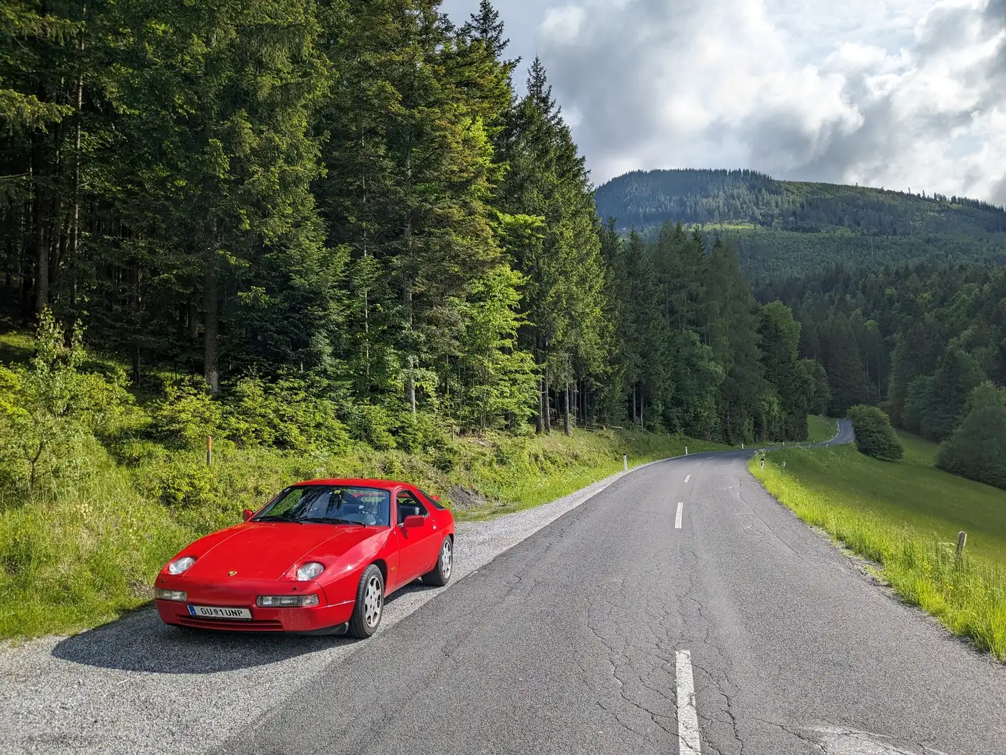 Porsche 928 GT - 1