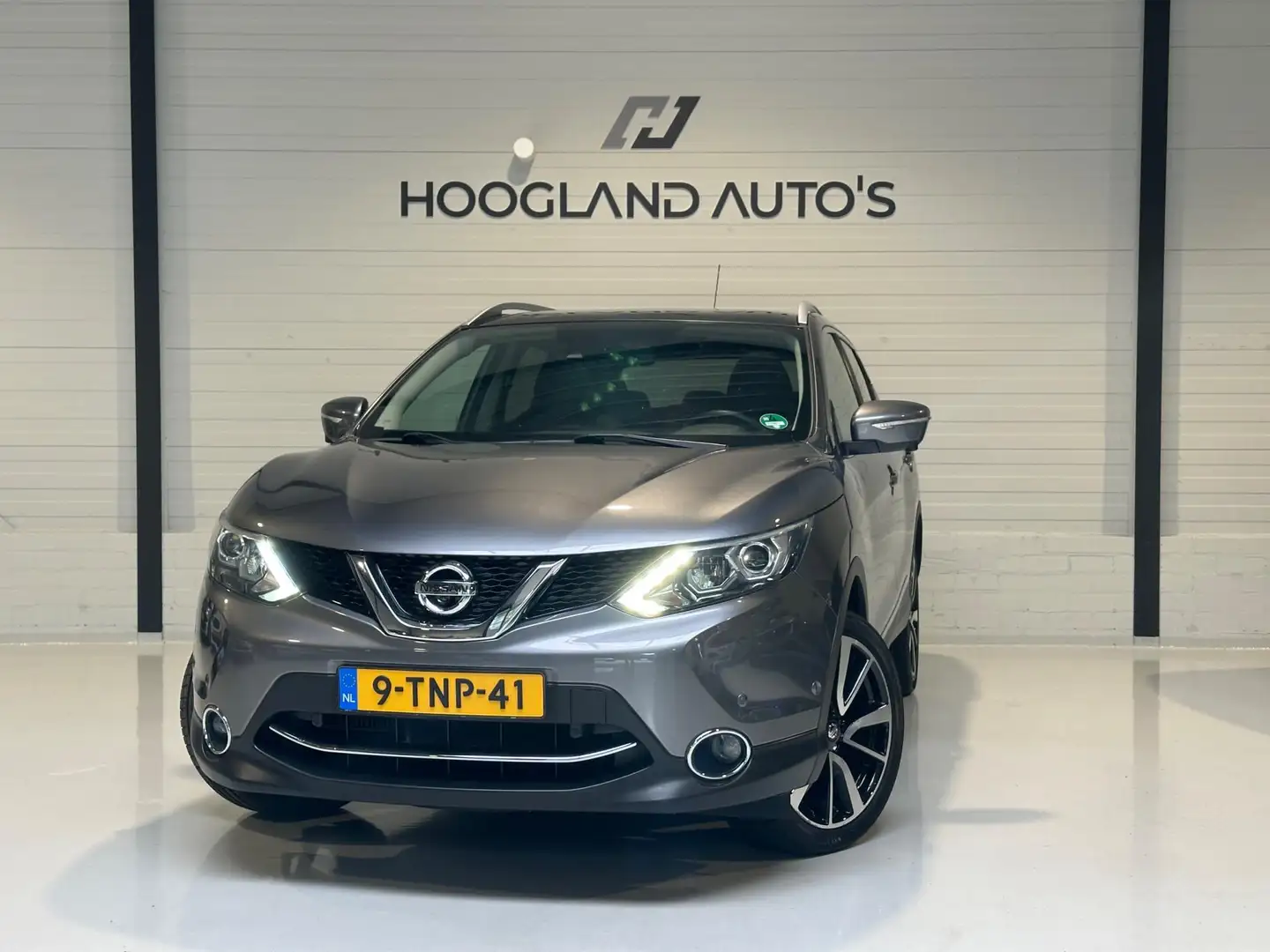 Nissan Qashqai 1.2 Tekna NAP 360 Camera TOPSTAAT Grijs - 2