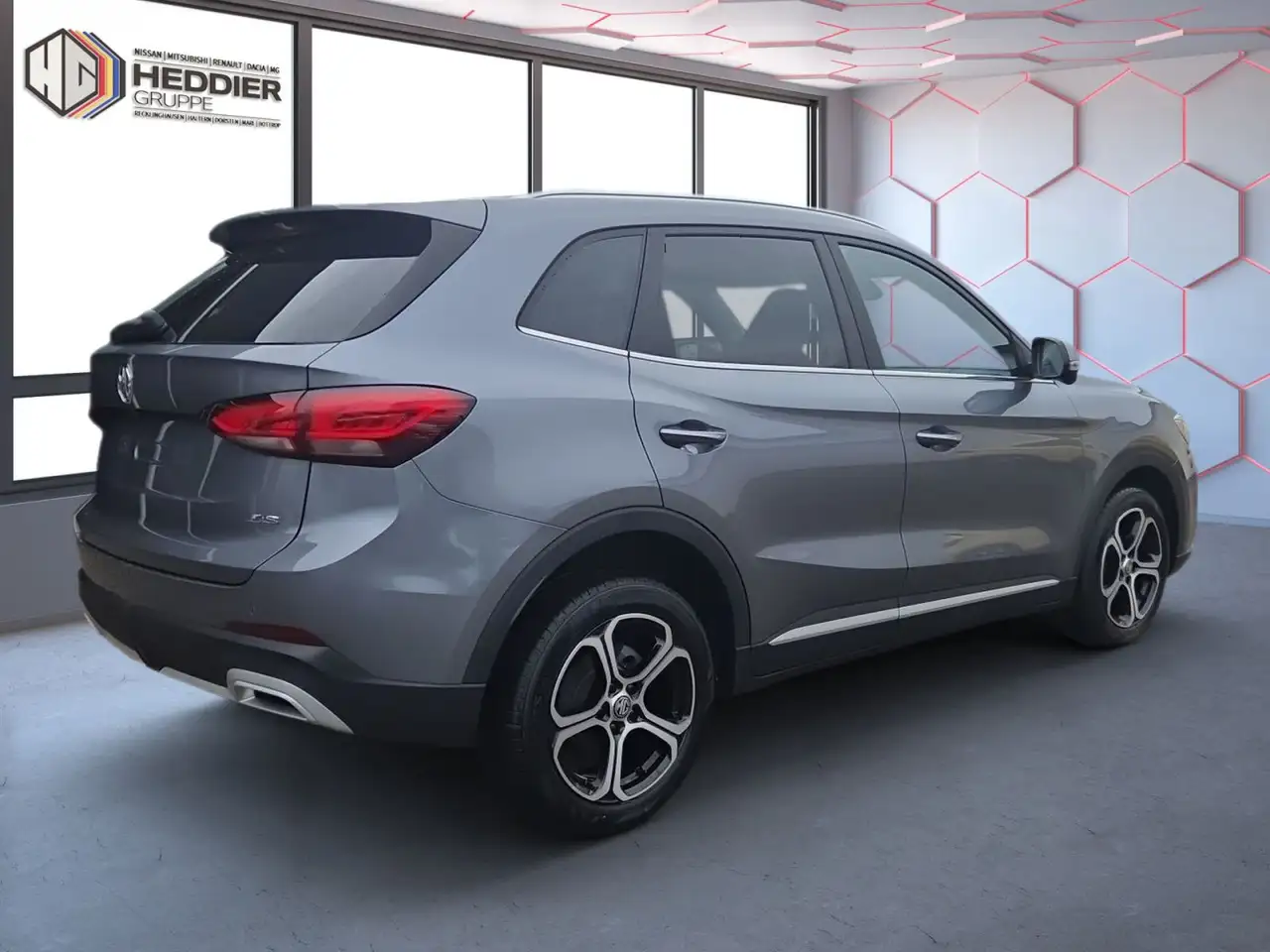 MG ZS Comfort 1.5 Benziner Schalter 116 PS *NAVI*S 3