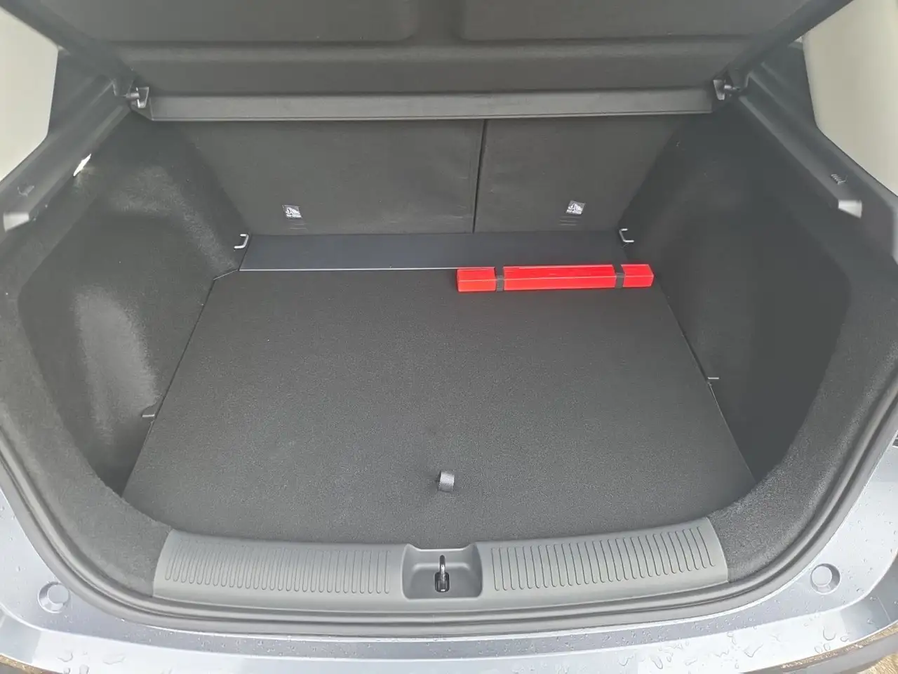 MG ZS Comfort 1.5 Benziner Schalter 116 PS *NAVI*S 12