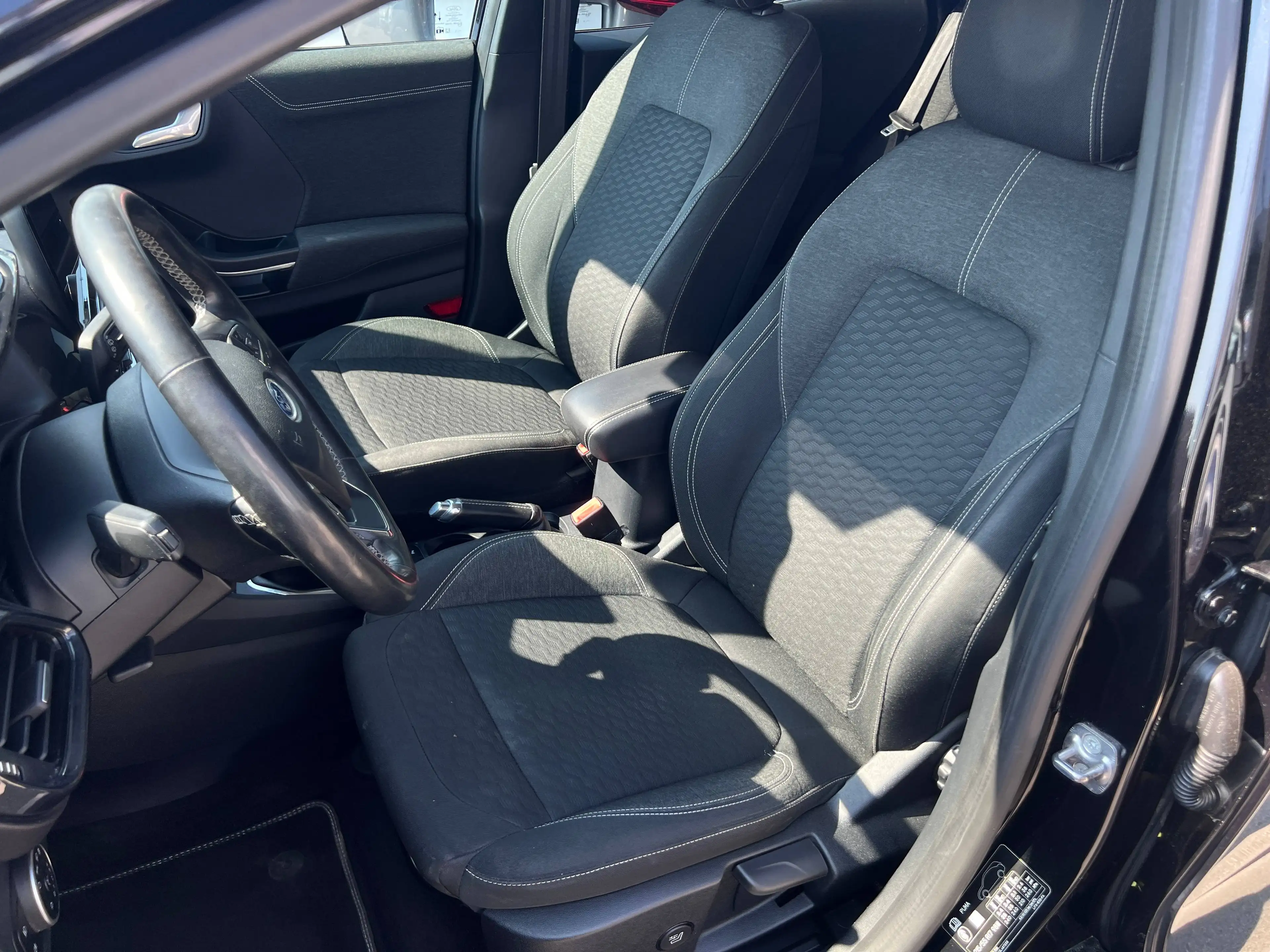 Ford Puma 1,0 EcoBoost Titanium *NEUER ZAHNRIEMEN* Winterpaket* Abstandstempomat* Rückfahrkamera* — photo 11