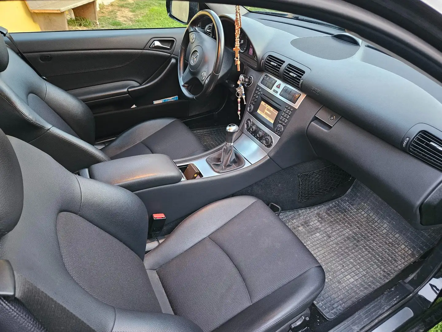 Mercedes-Benz CLC CLC 220 CDI DPF Special Edition Schwarz - 2