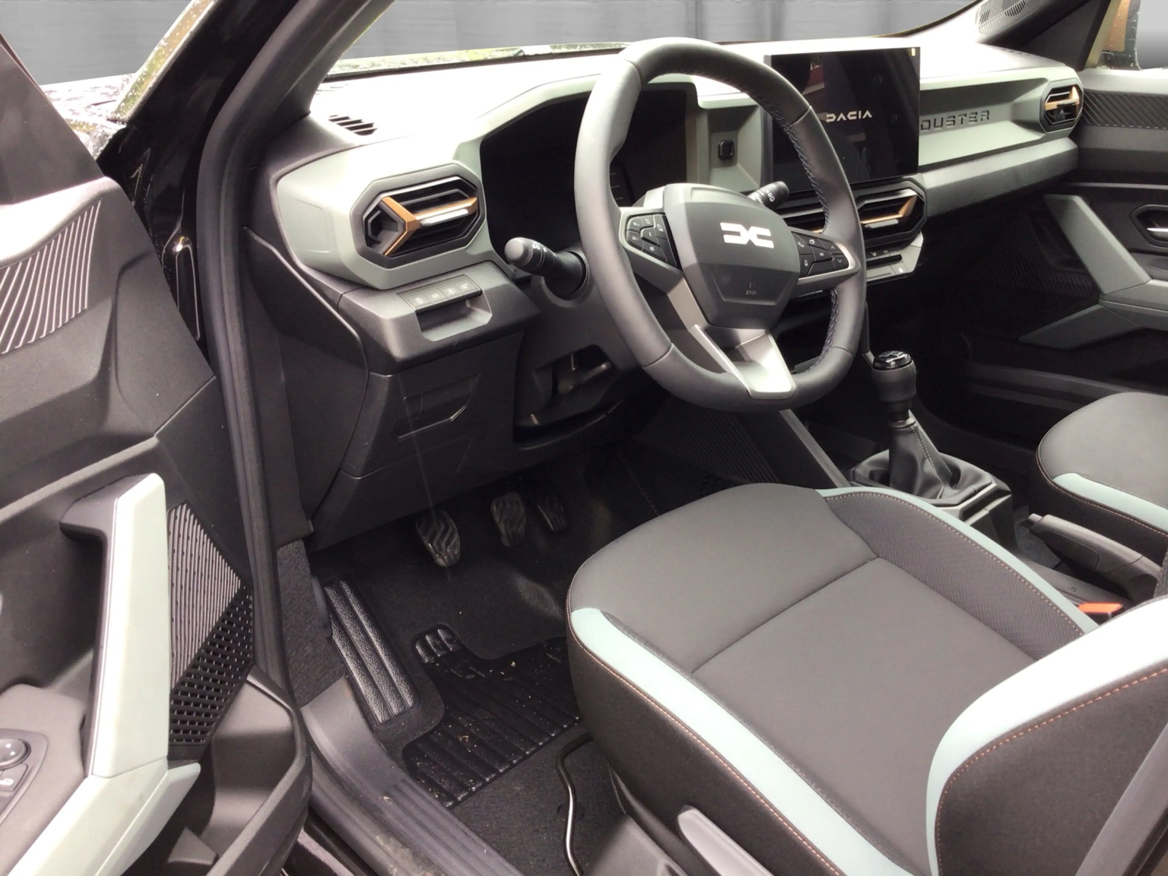 Dacia Duster TCe 130 Extreme — photo 9