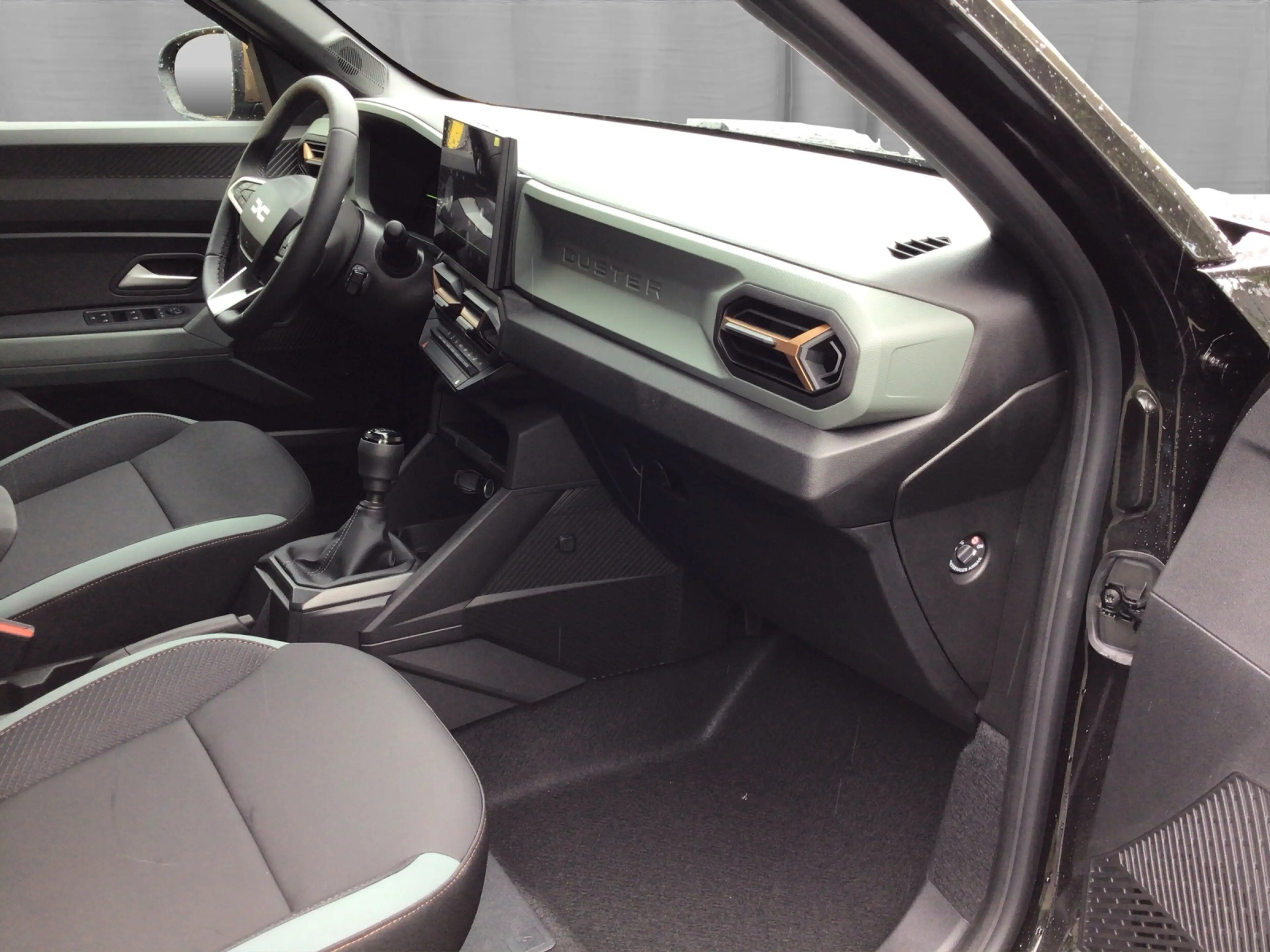 Dacia Duster TCe 130 Extreme — photo 14