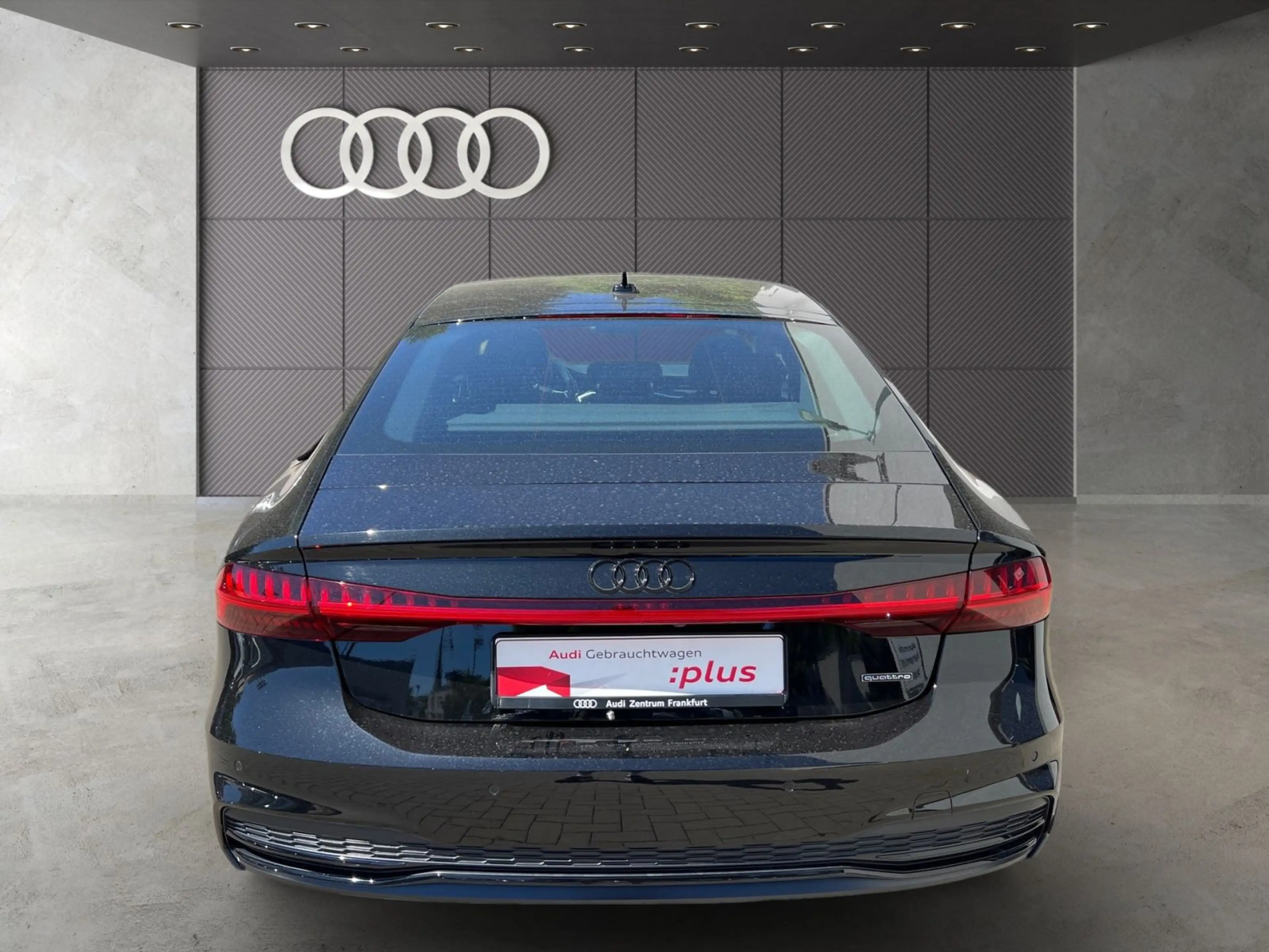 Audi A7 50 TFSI e quattro S tronic S line L — photo 5