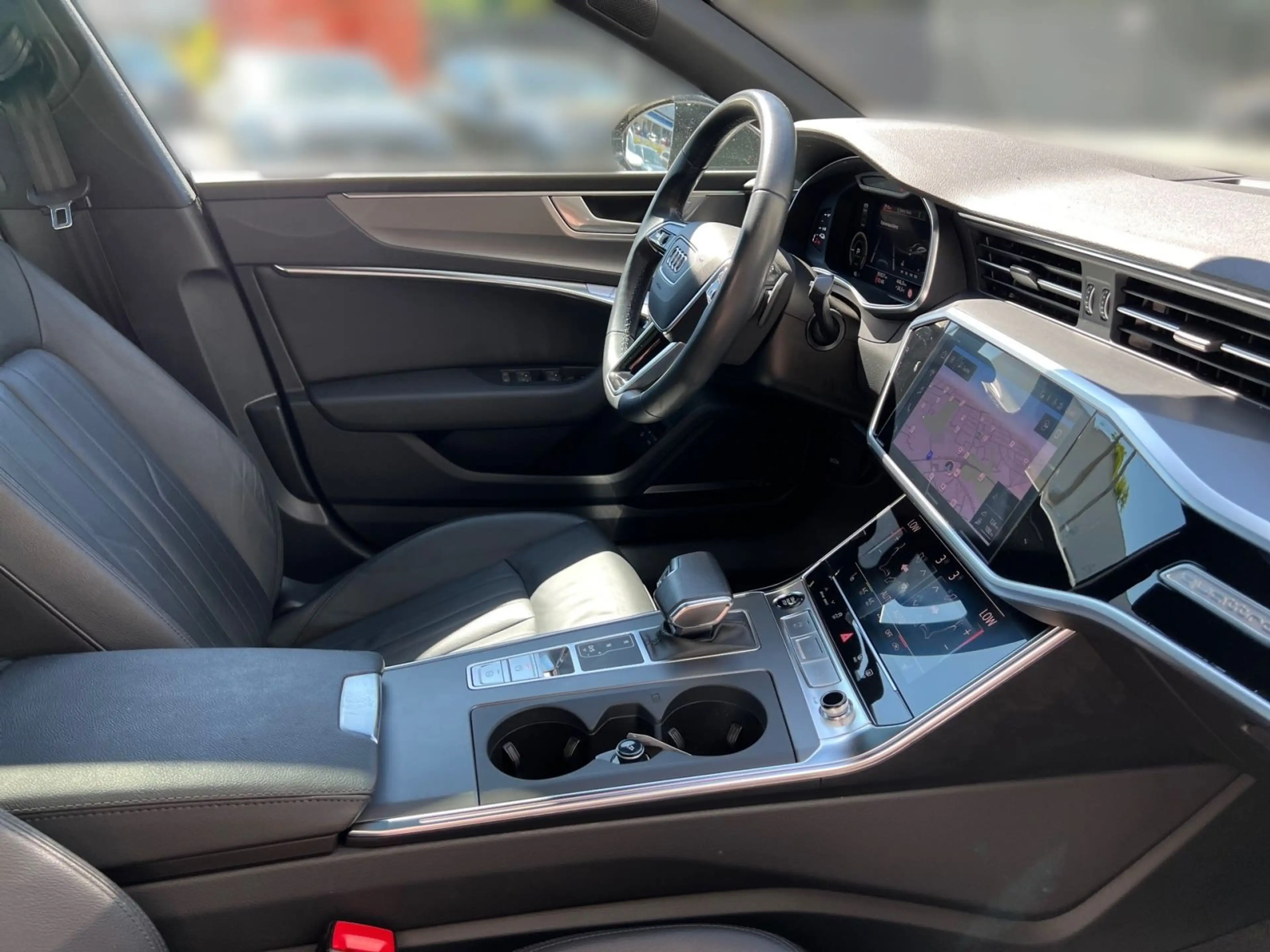 Audi A7 50 TFSI e quattro S tronic S line L — photo 12