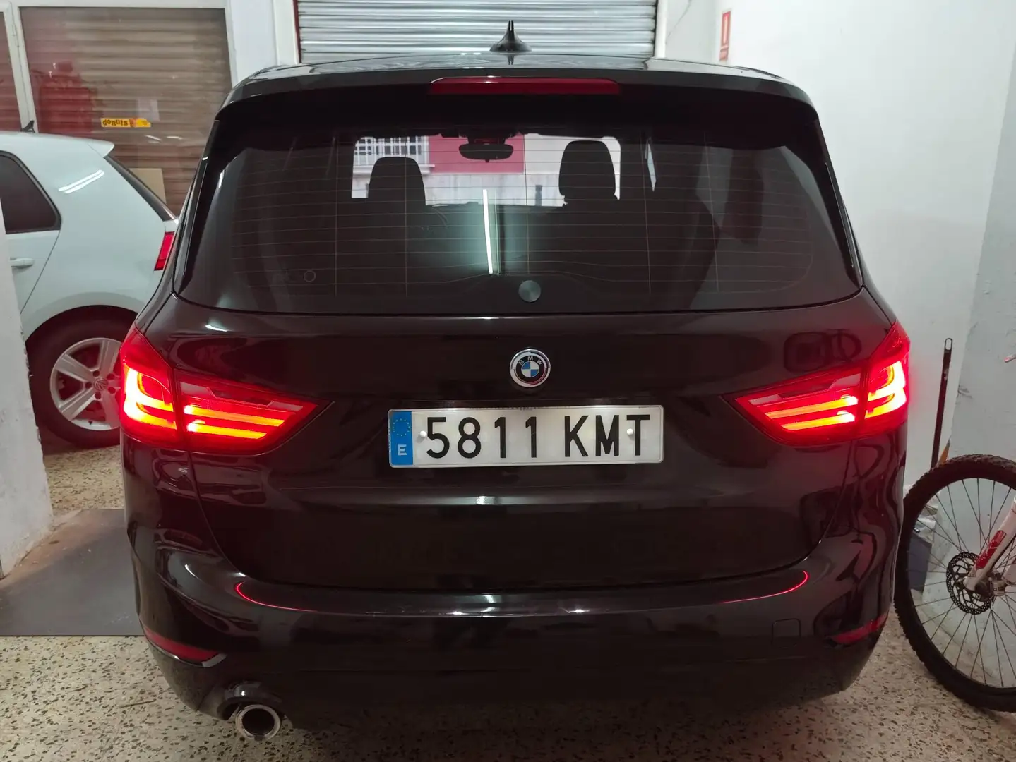 BMW 216 216d Gran Tourer Marrón - 2