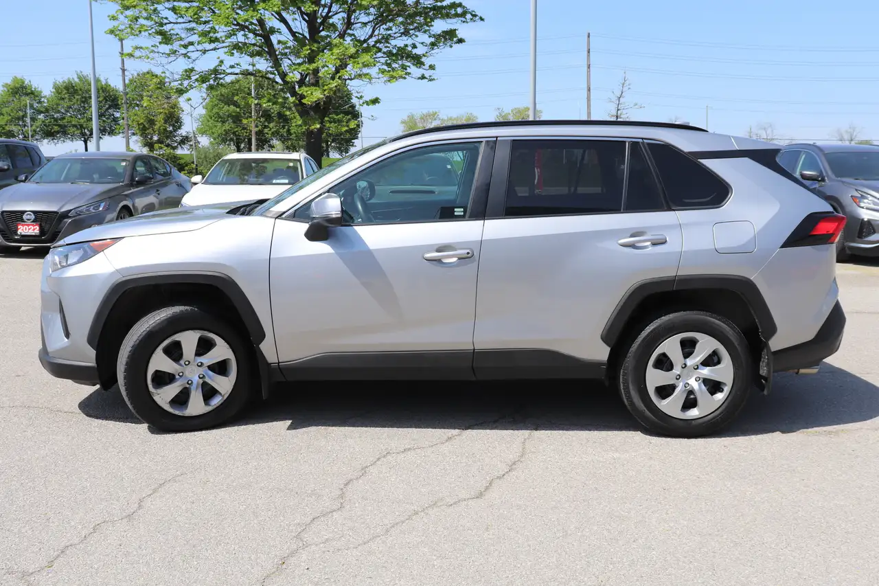 Toyota RAV 4 снимка Toyota RAV 4
