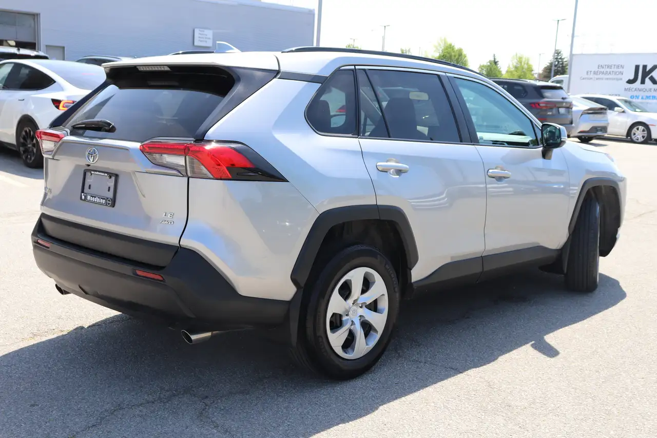 Toyota RAV 4 снимка Toyota RAV 4