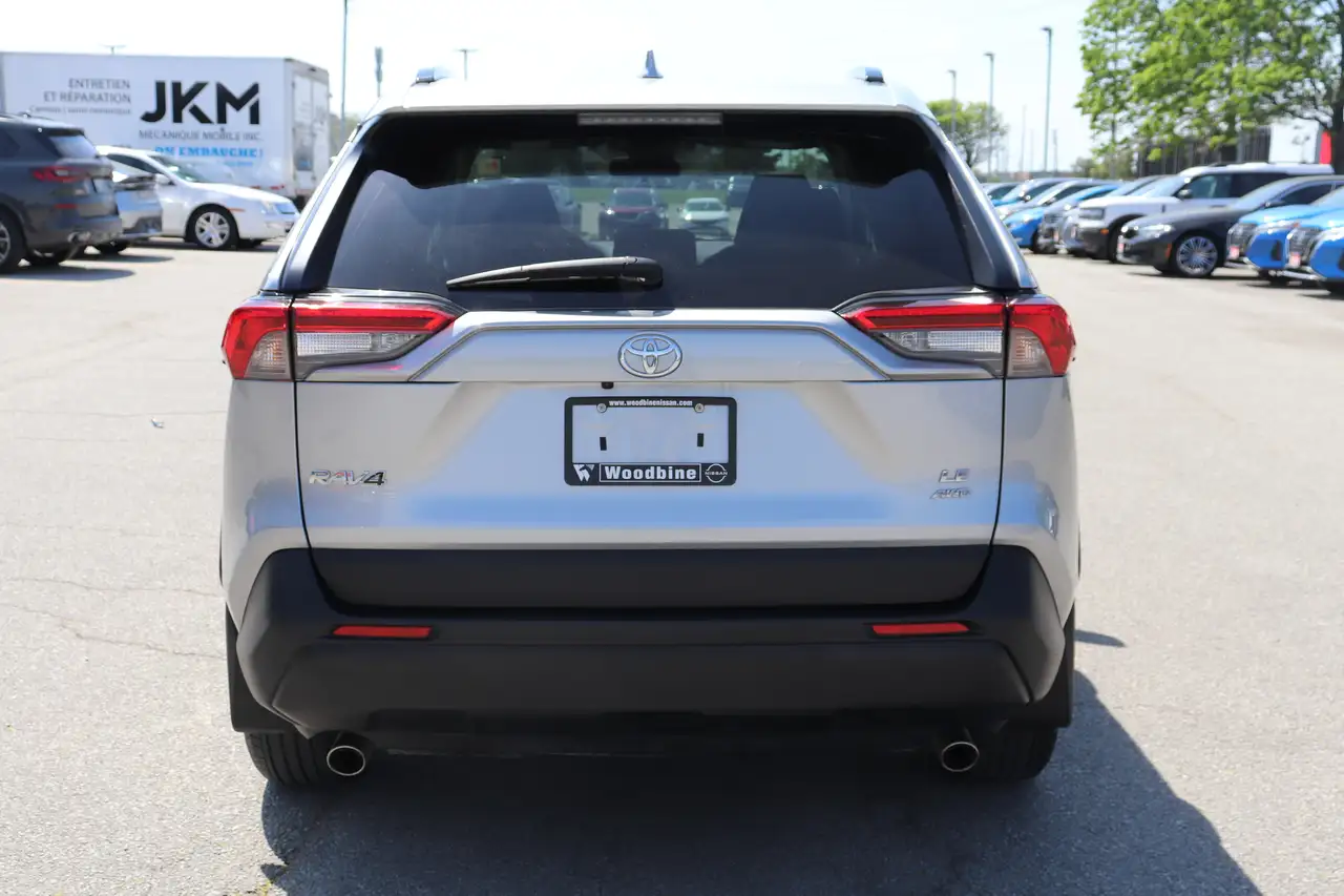 Toyota RAV 4 снимка Toyota RAV 4
