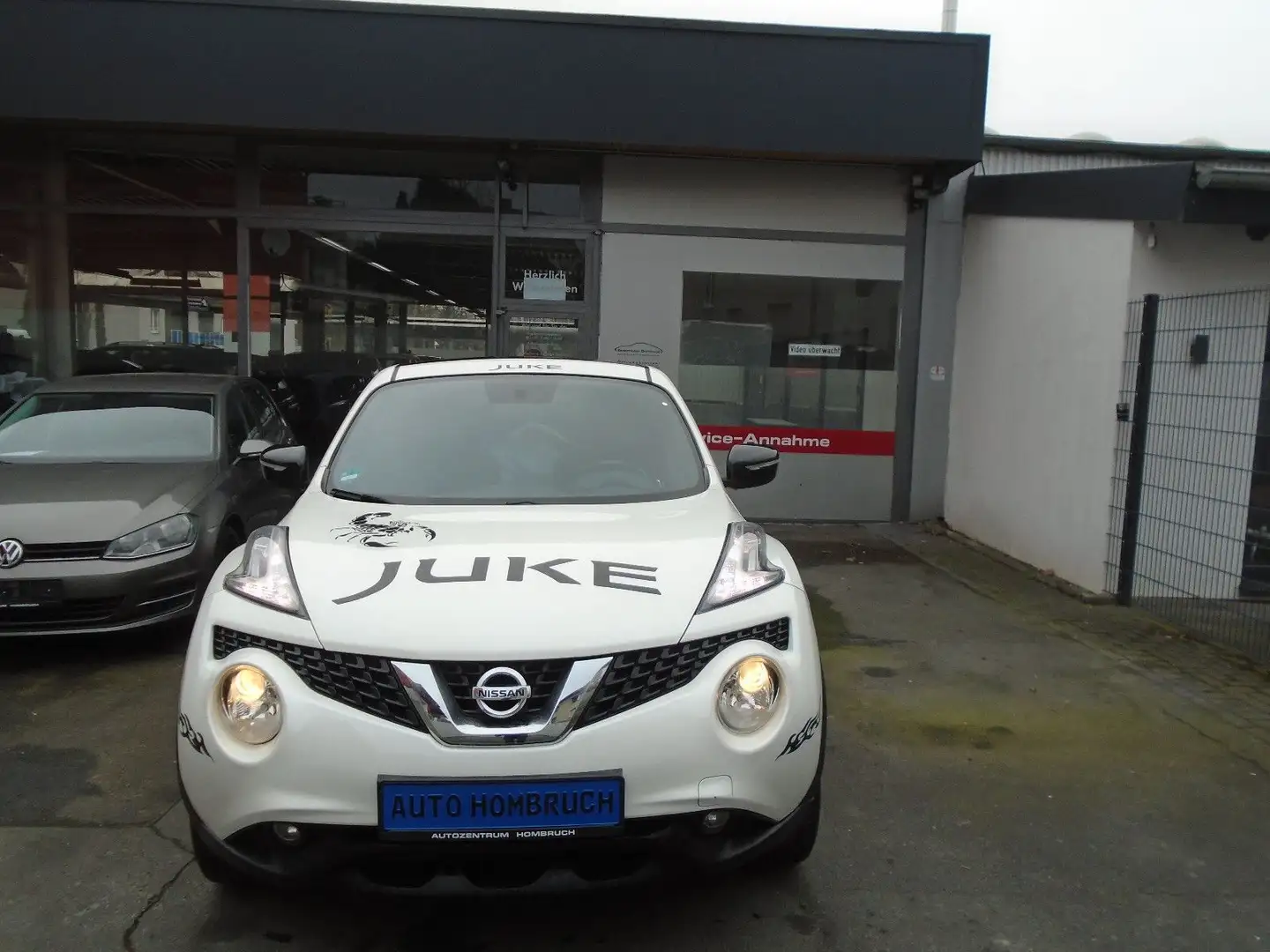 Nissan Juke 1.6 Acenta Automatik  Navi Weiß - 2