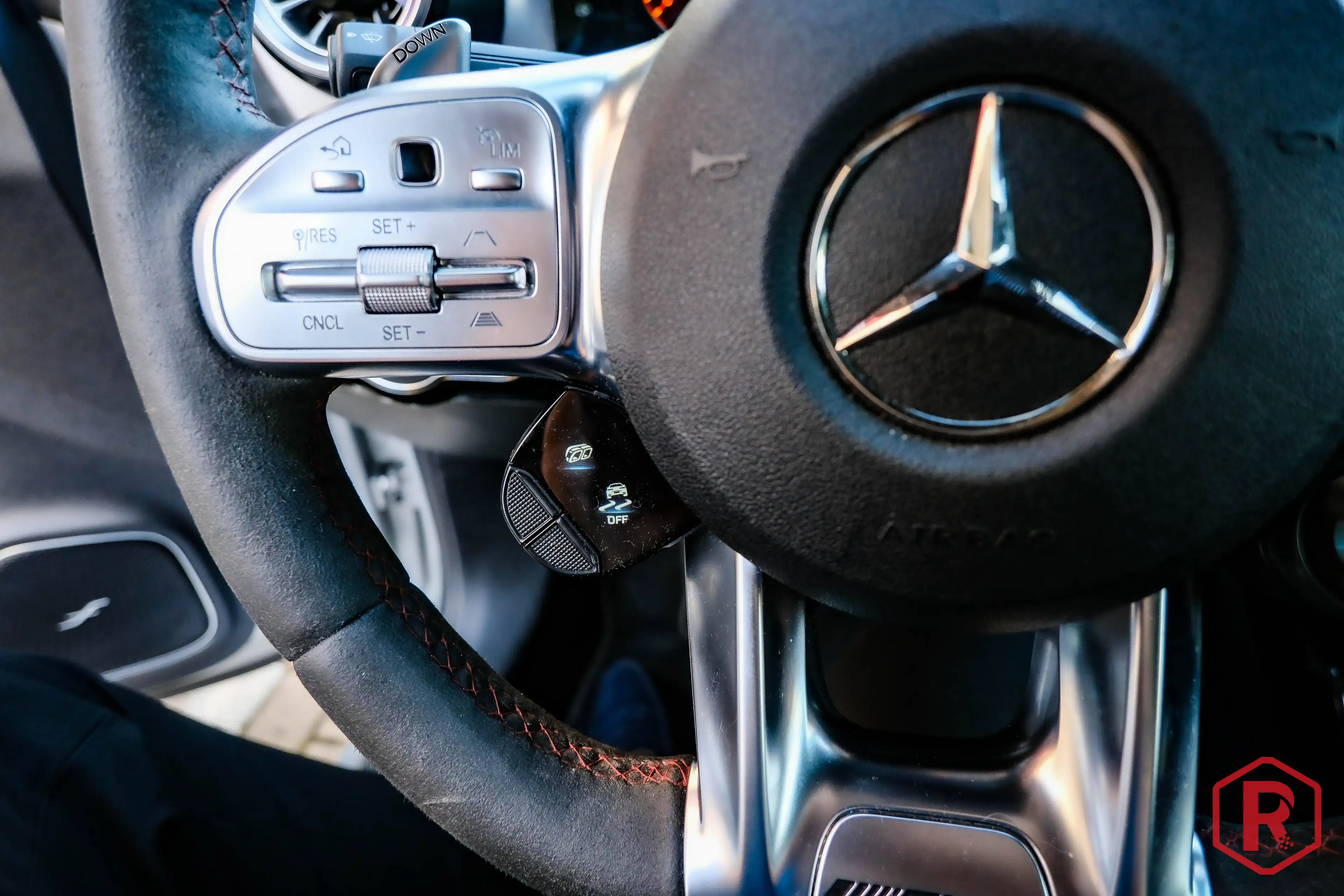 Mercedes-Benz CLA 45 AMG S Shooting Brake 4MATIC+ Pano Burmester — photo 12