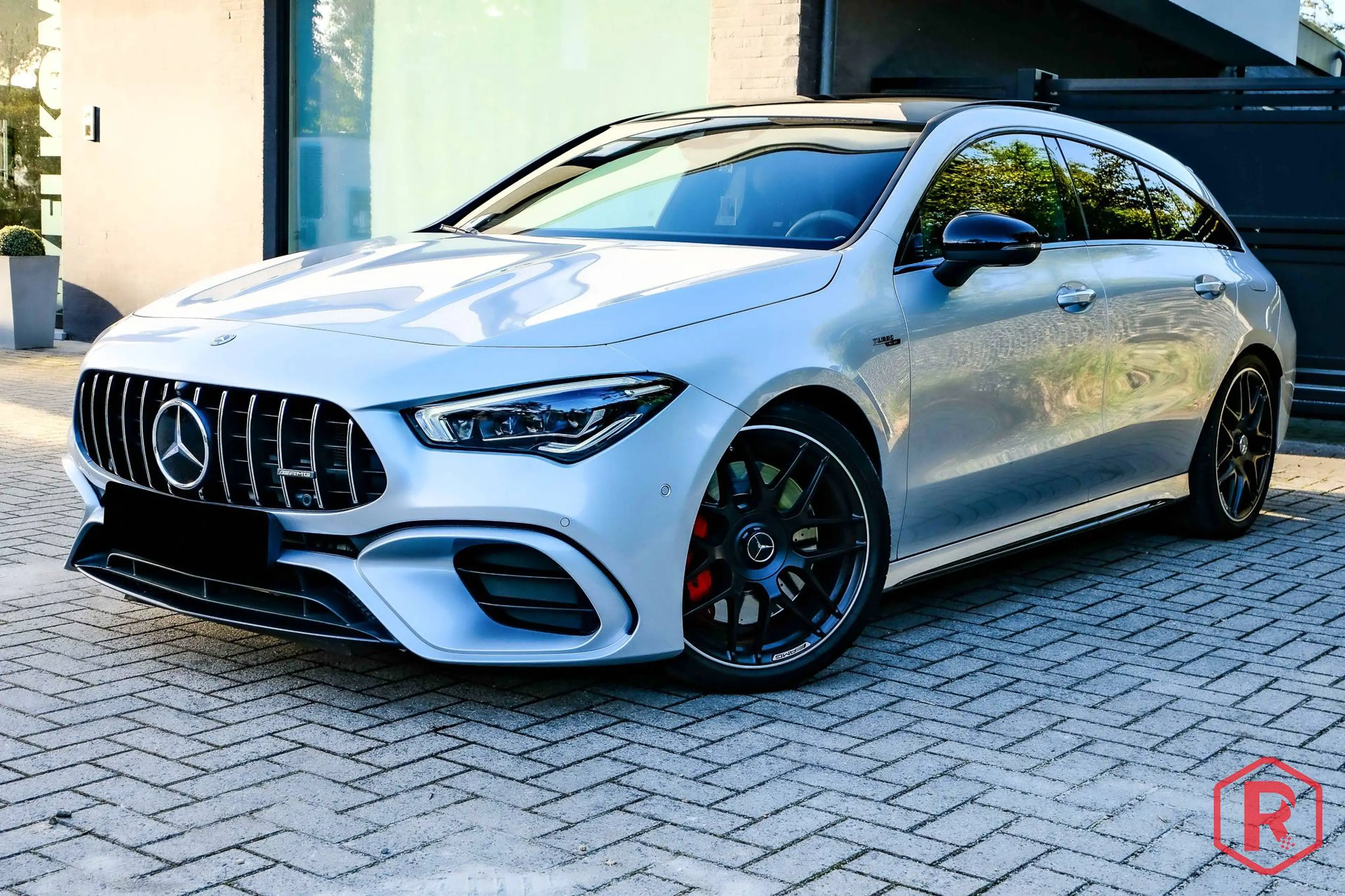 Mercedes-Benz CLA 45 AMG S Shooting Brake 4MATIC+ Pano Burmester — photo 3