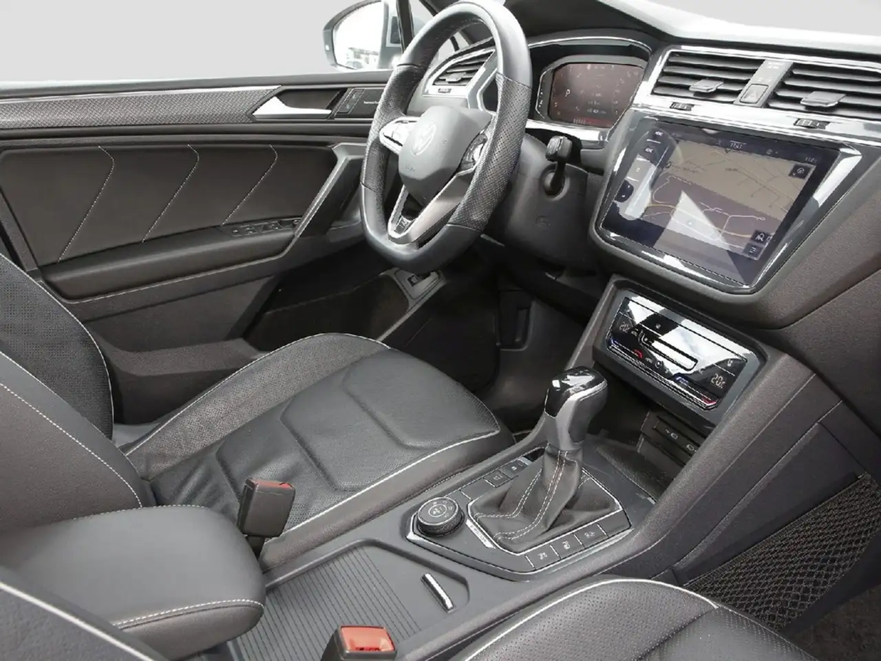 Volkswagen Tiguan Allspace 2.0 TDI DSG R-Line 4Motion 20" LM AHK PANO LEDE... 9