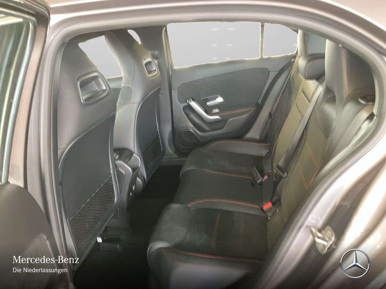 Mercedes-Benz A 220