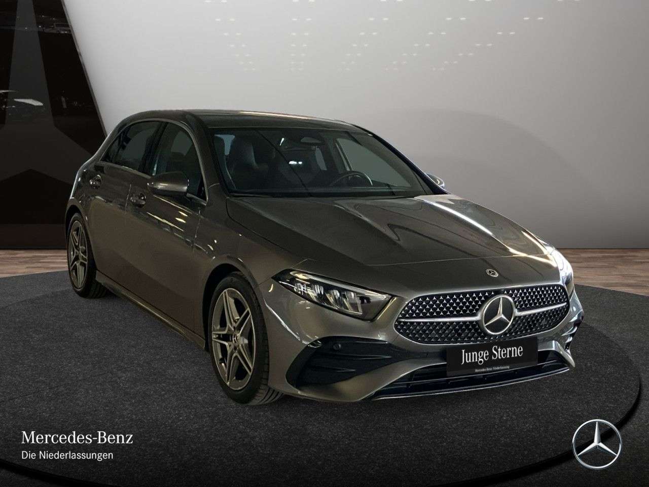 Mercedes-Benz A 220