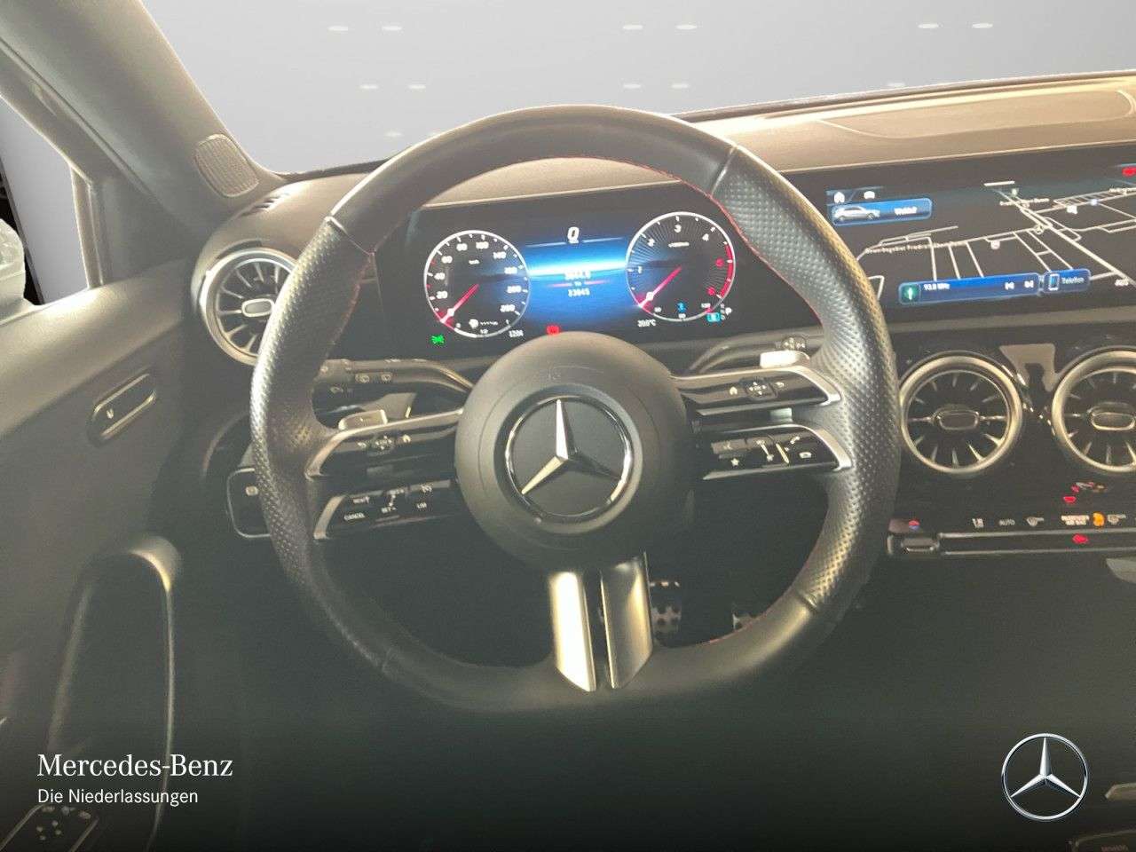 Mercedes-Benz A 220
