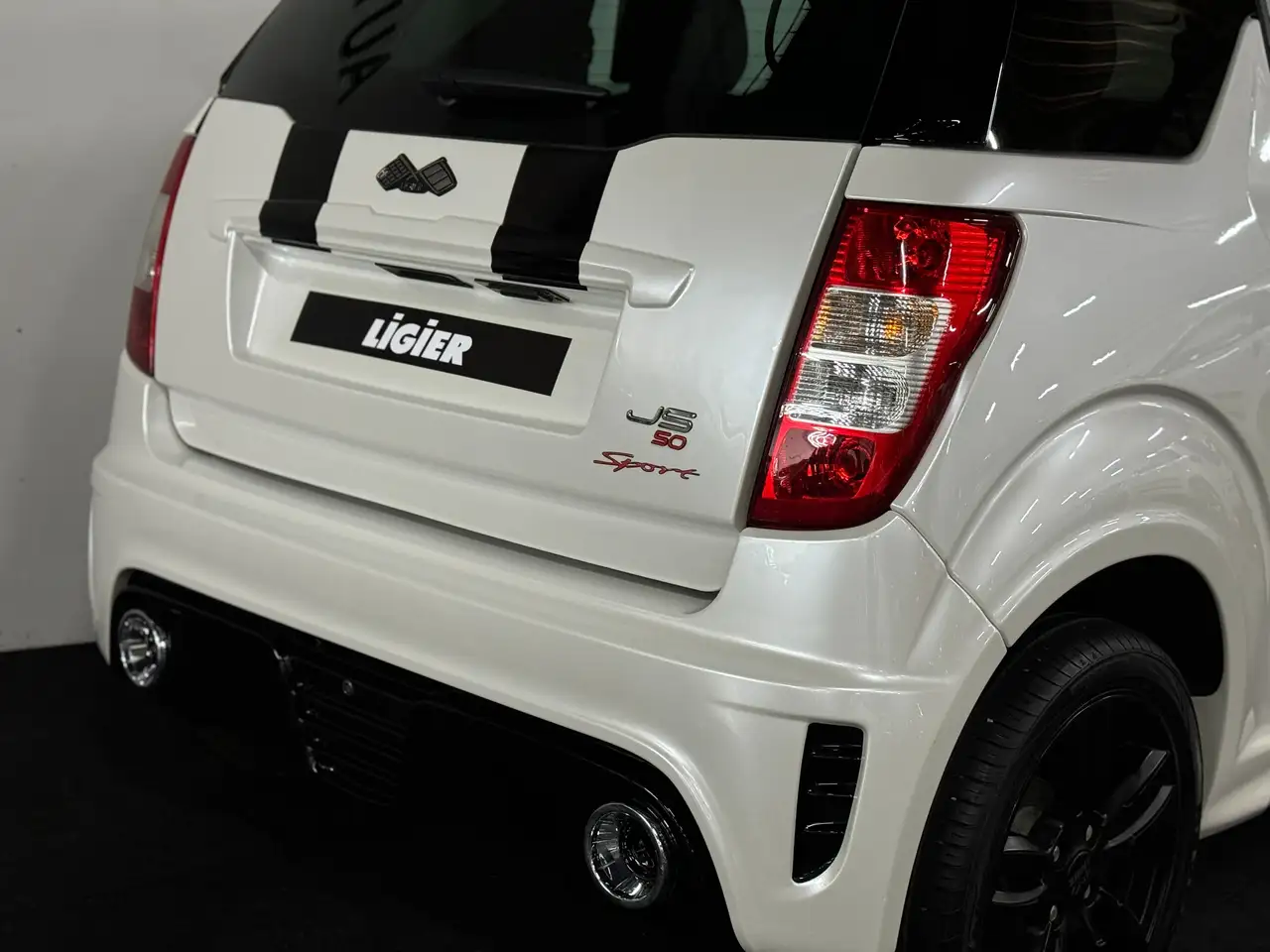 Ligier JS 50 Sport, Leiser 8PS Motor, Multimedia, CarPlay, RFK 13
