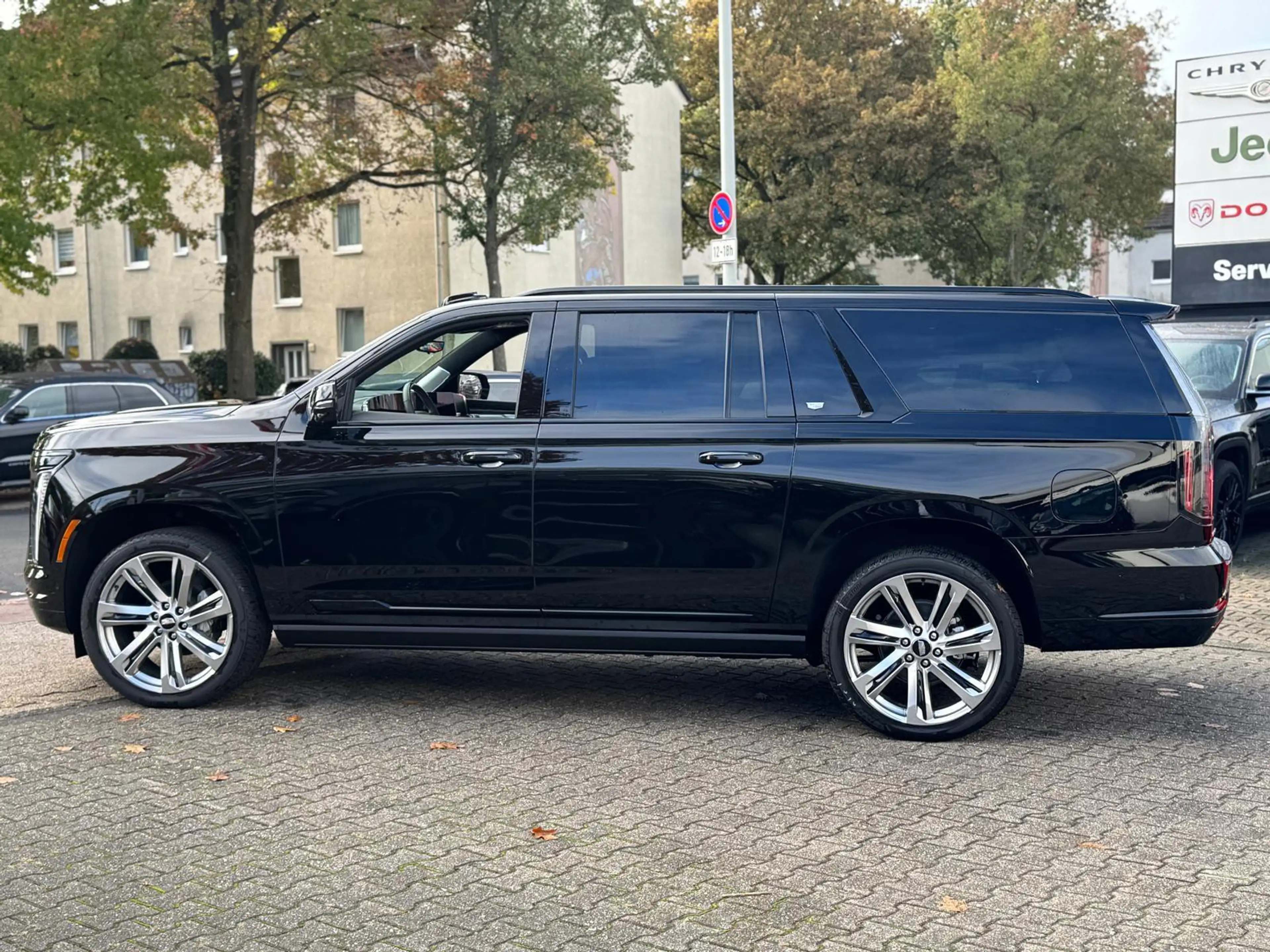 Cadillac Escalade ESV 6.2 V8 Platinum Sport 24" Modell 2026 — photo 9