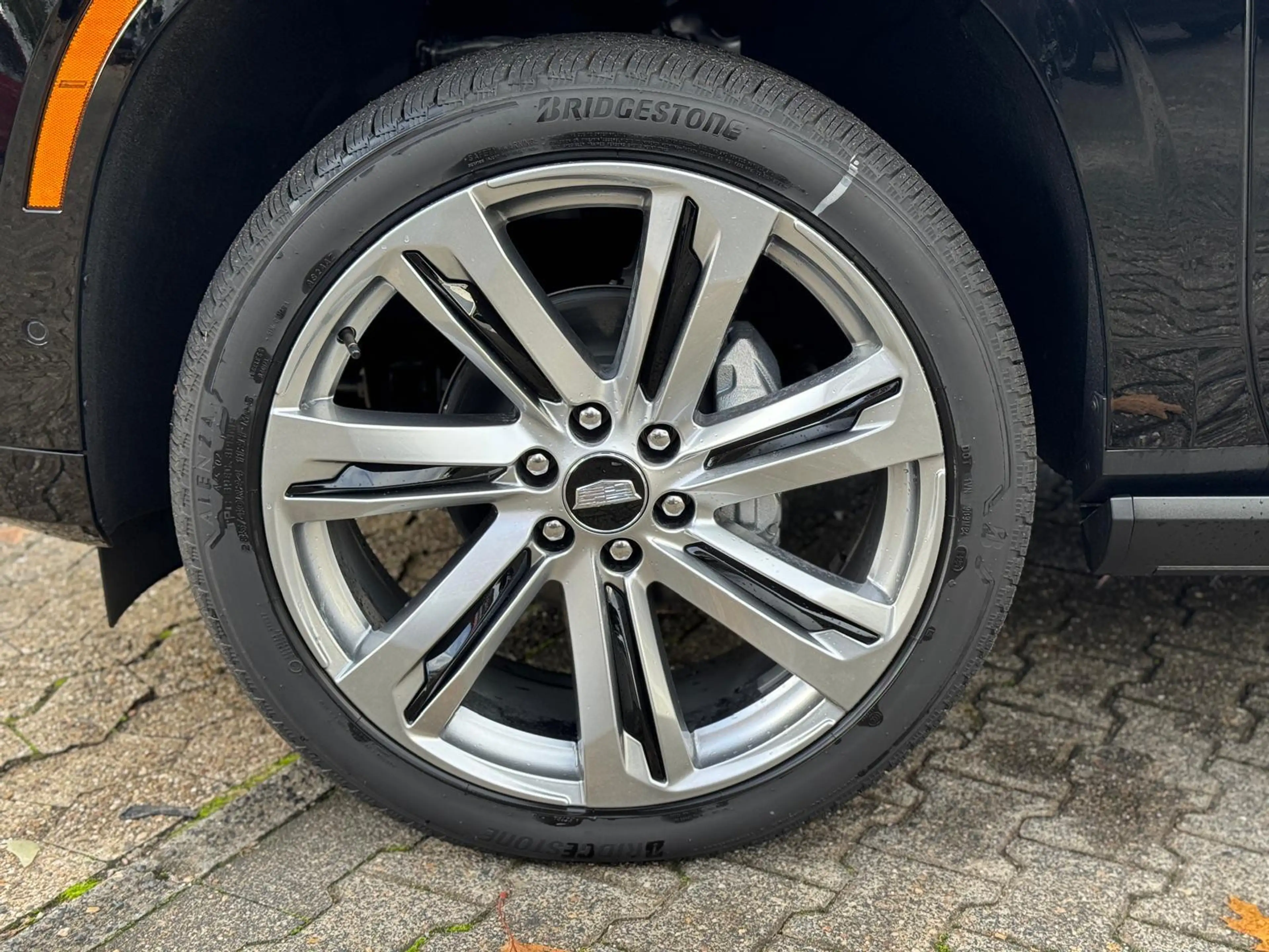 Cadillac Escalade ESV 6.2 V8 Platinum Sport 24" Modell 2026 — photo 12
