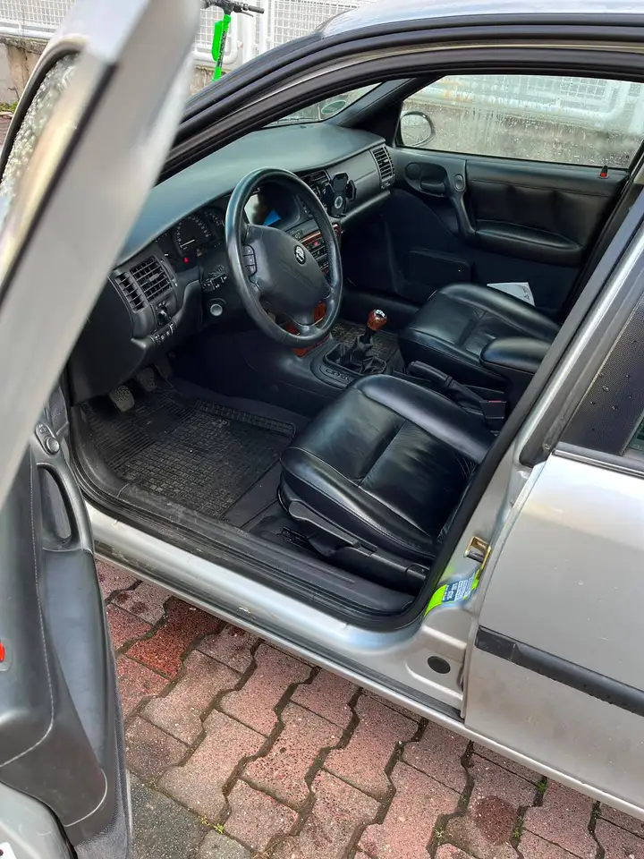 Opel Vectra 2.0 Comfort, foto 11