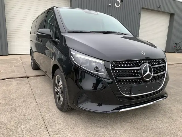 Mercedes-Benz V 250 NETTO 62.802 EURO/V 250d/LICHTE VRACHT/AVANTGARDE/360°CAMERA/DISTRONIC/FULL LED/LEDER/DODEHOEK,…
