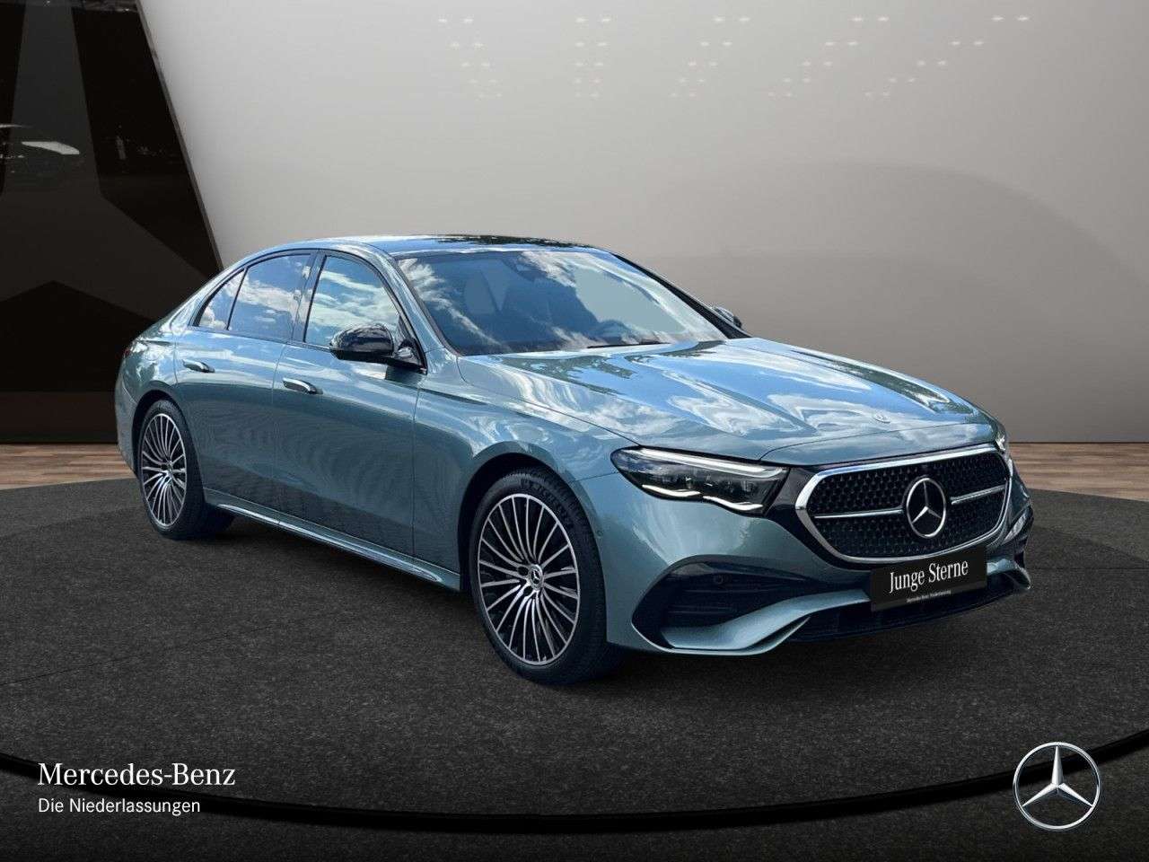 Mercedes-Benz E 300