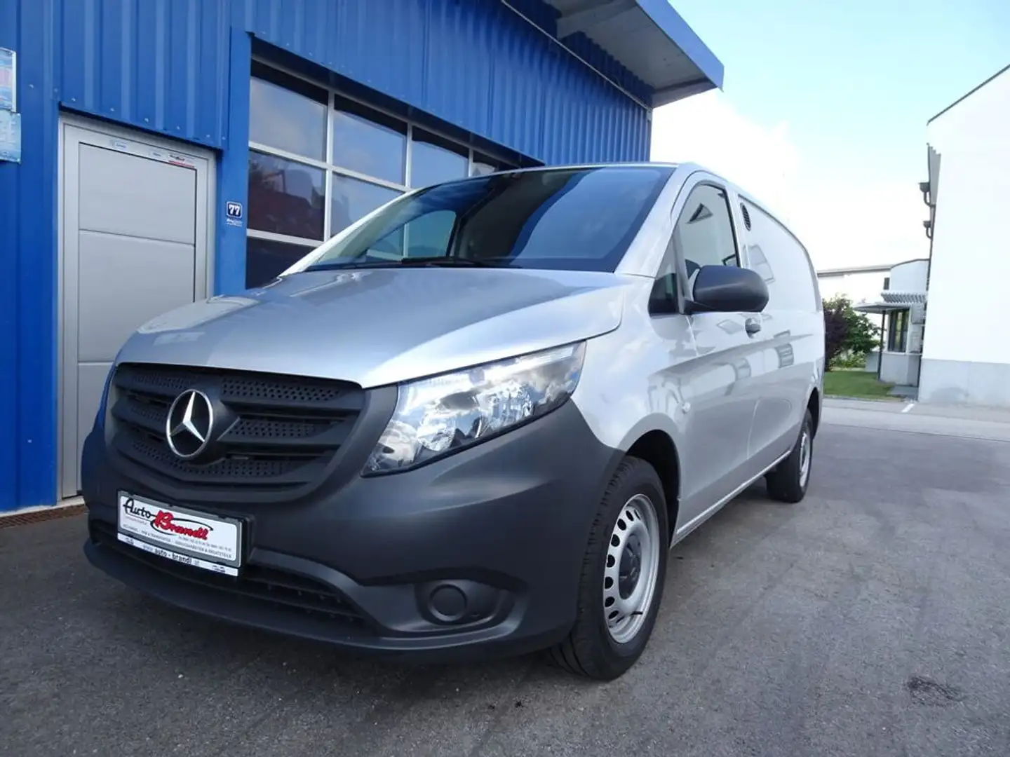 Mercedes-Benz Vito 116 CDI Kastenwagen RWD lang ( 447.603 ) Silber - 2