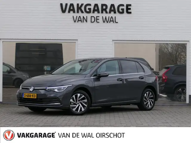 Volkswagen Golf 1.4 eHybrid Style | Memory | Massage | Dodehoek de